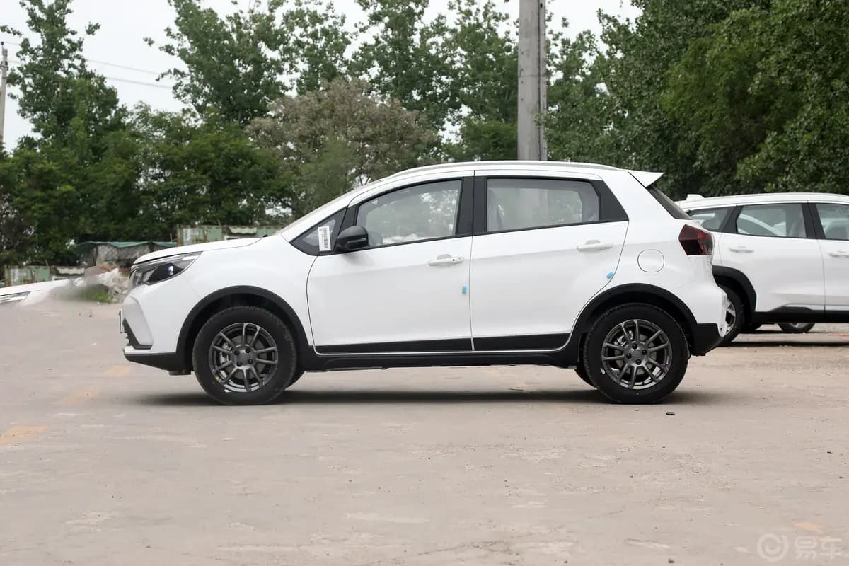 2024 Livan X3 Pro 1.5L Manual New Car gallery