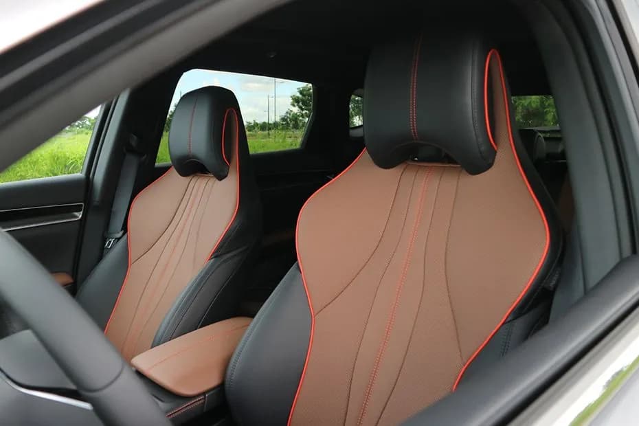 2026 BYD Sealion 06 DM-i 205 Pilot Pro PHEV SUV New Car gallery