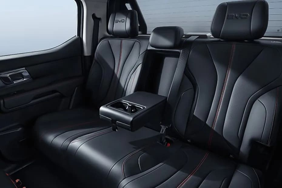 2026 BYD Shark 6 High Trim PHEV Pickup New Car gallery