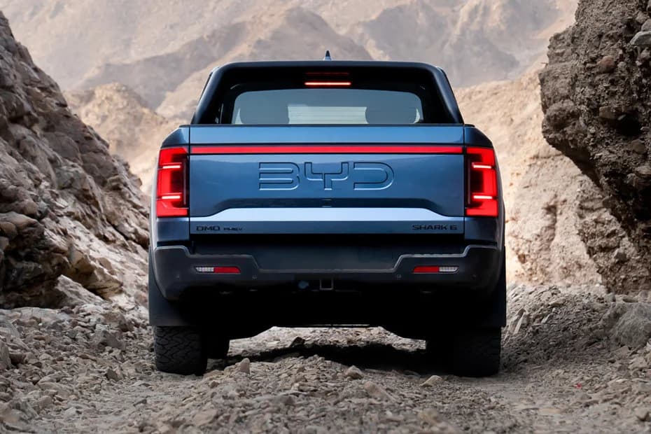 2026 BYD Shark 6 Low Trim PHEV Pickup New Car gallery