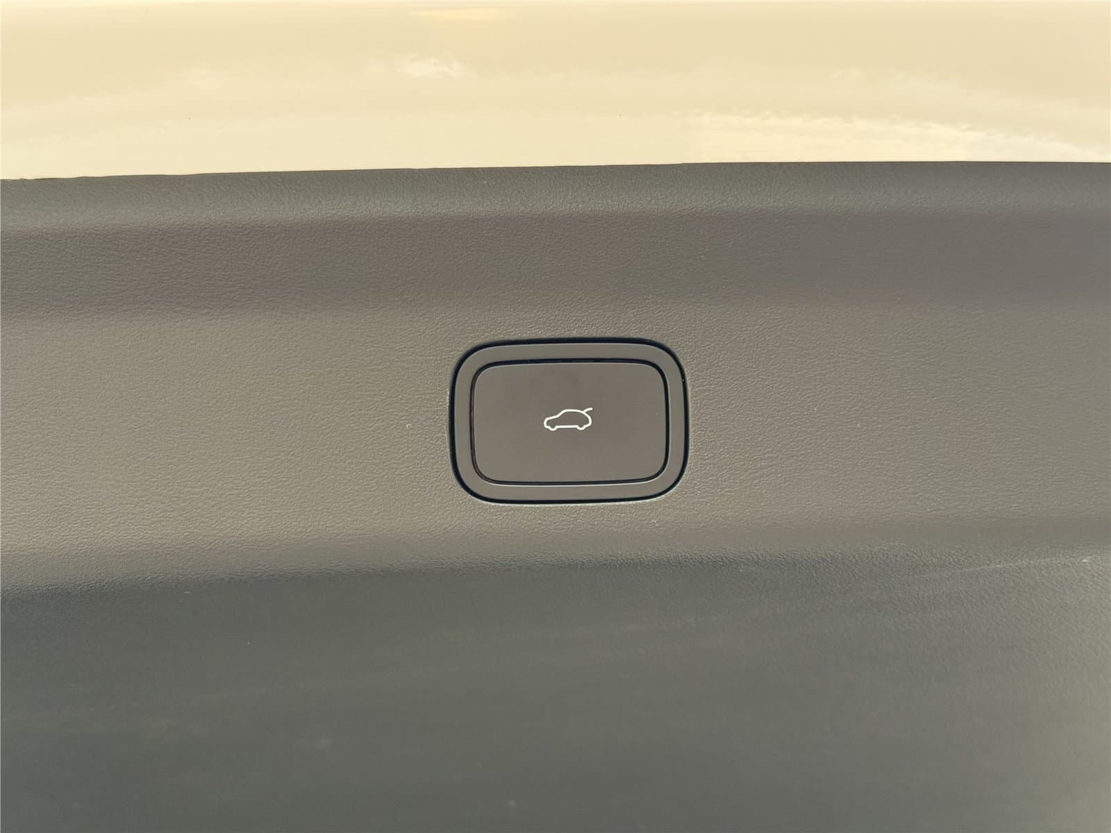 2025 Harmony Intelligent Mobility Alliance AITO M8 Max+ 53.4kWh 5 Used Car gallery