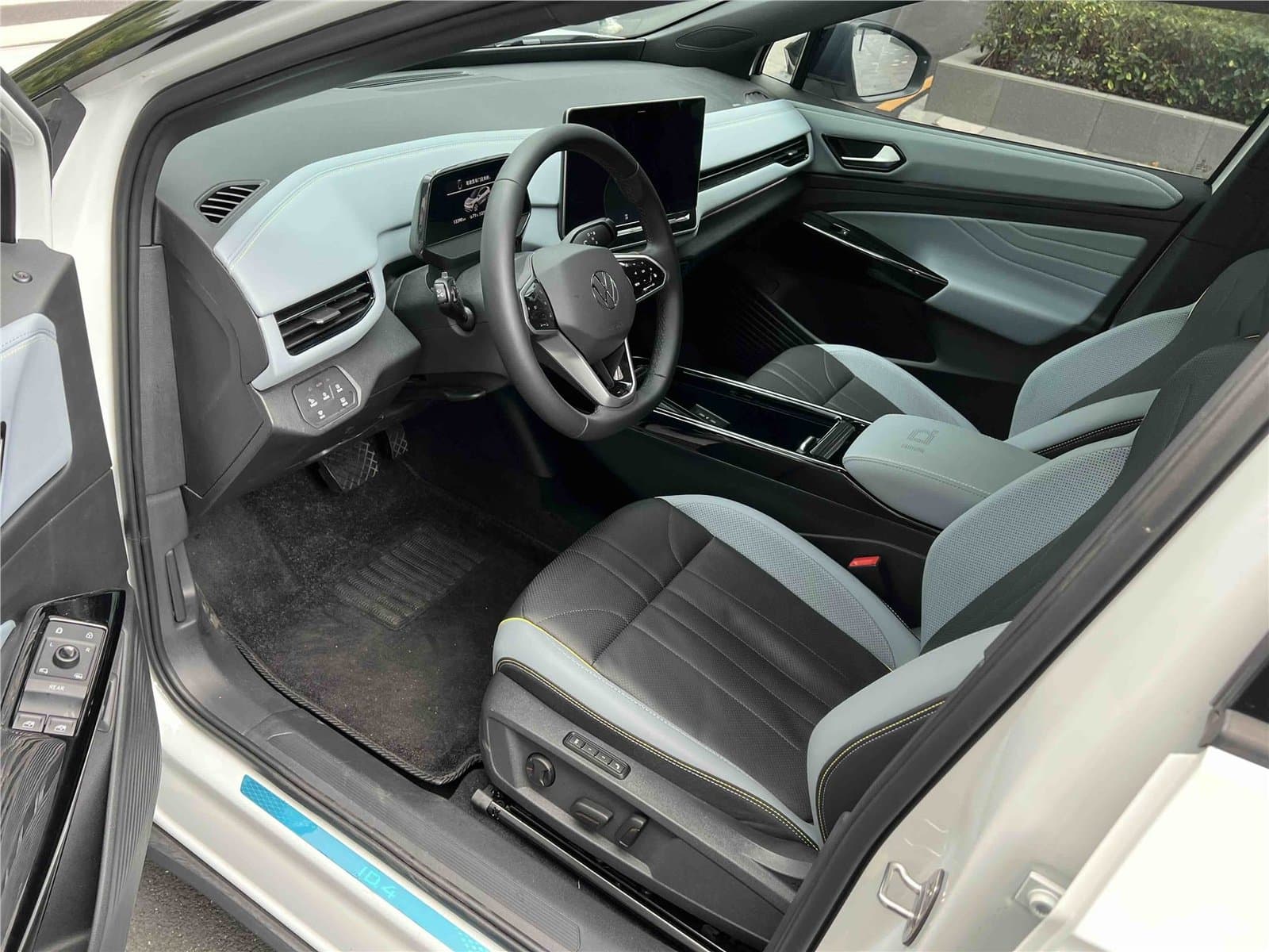 2025 Volkswagen ID.4 X Used Car gallery