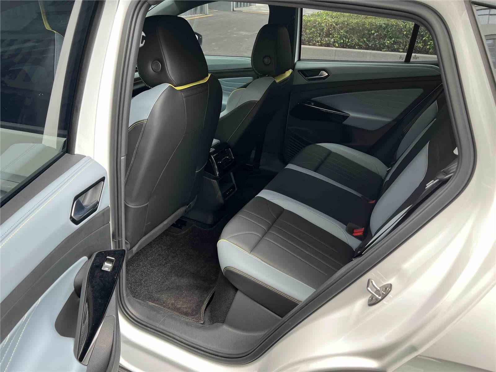 2025 Volkswagen ID.4 X Used Car gallery