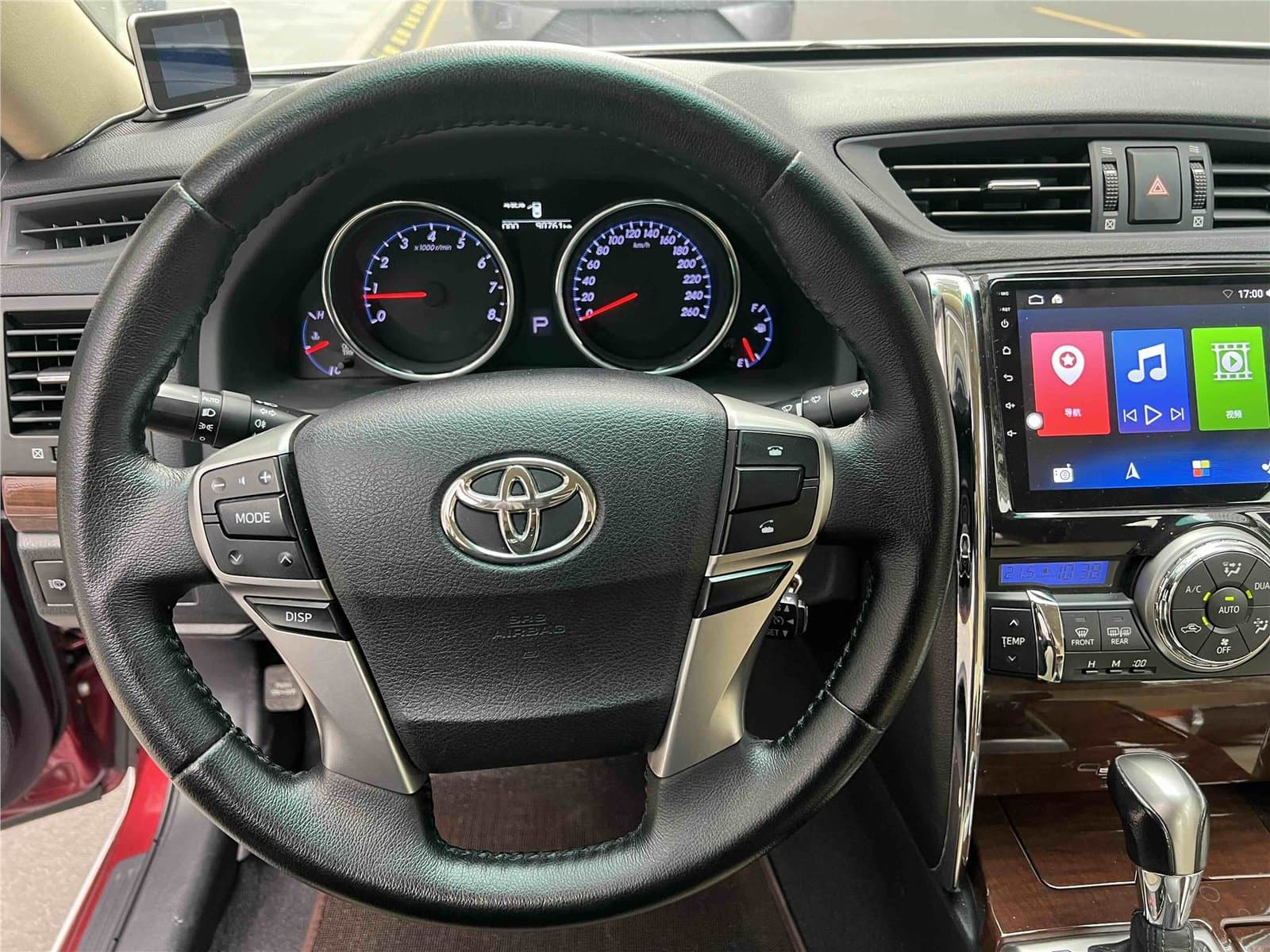 2013 Toyota Reiz 2.5V Used Car gallery