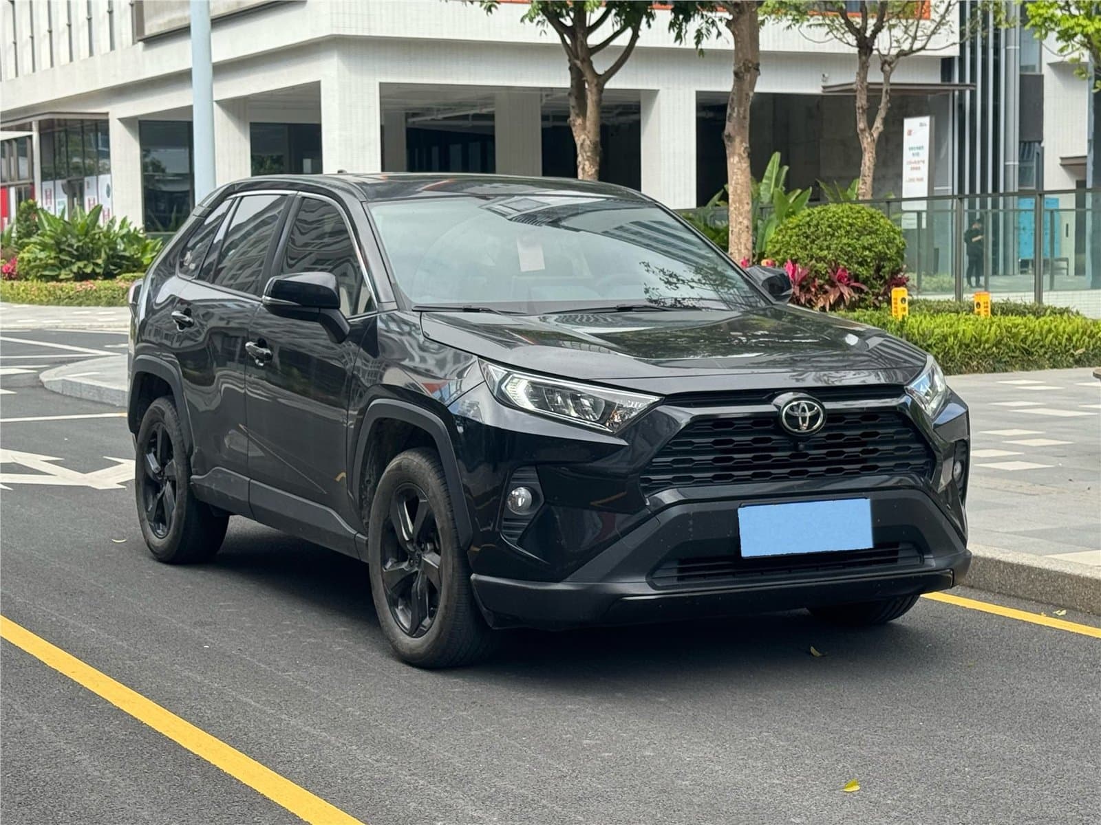 2020 Toyota RAV4 2.0L CVT2WD PLUS Used Car gallery