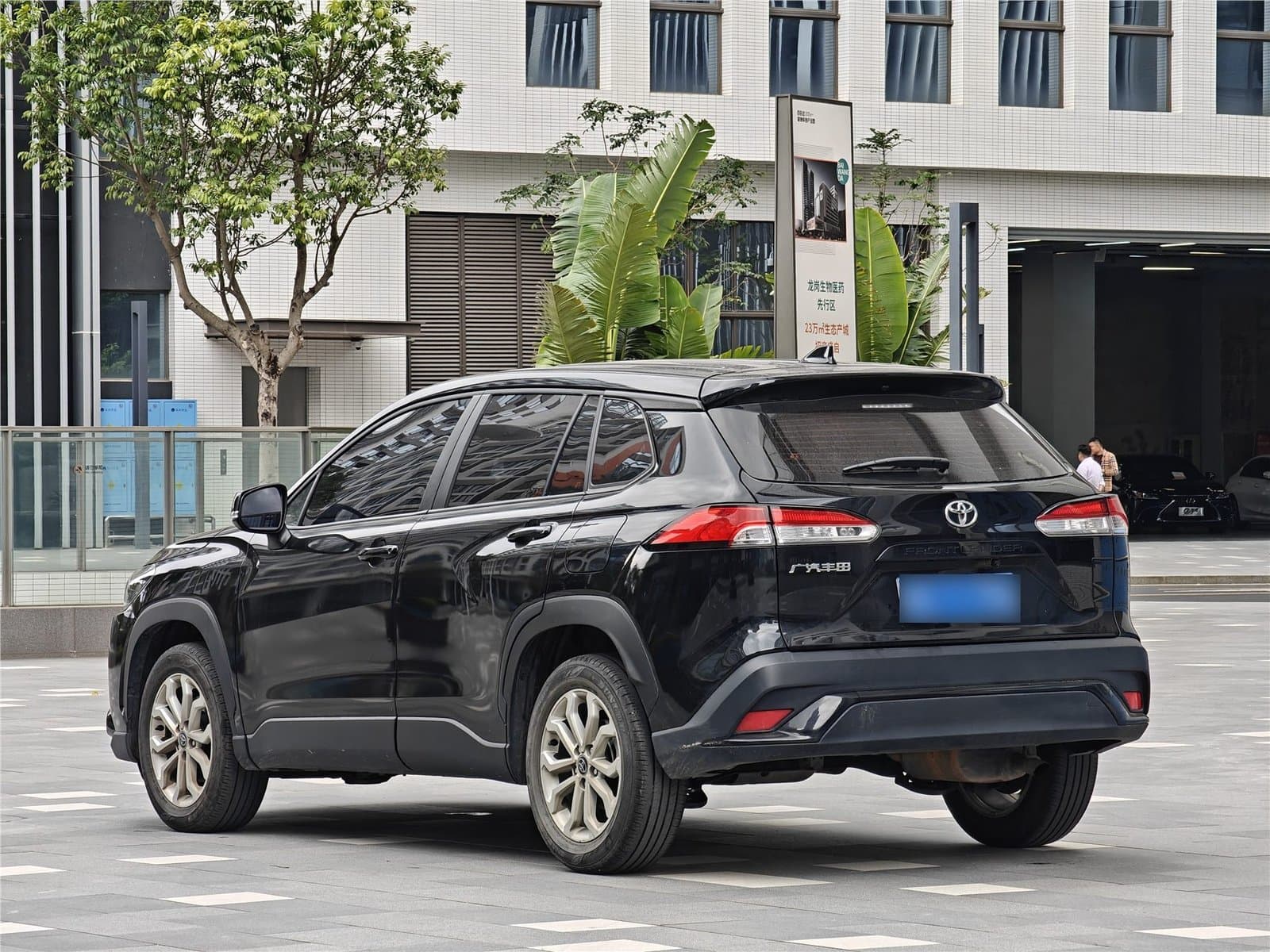 2024 Toyota Frontlander 2.0L CVT Elite Edition Used Car gallery
