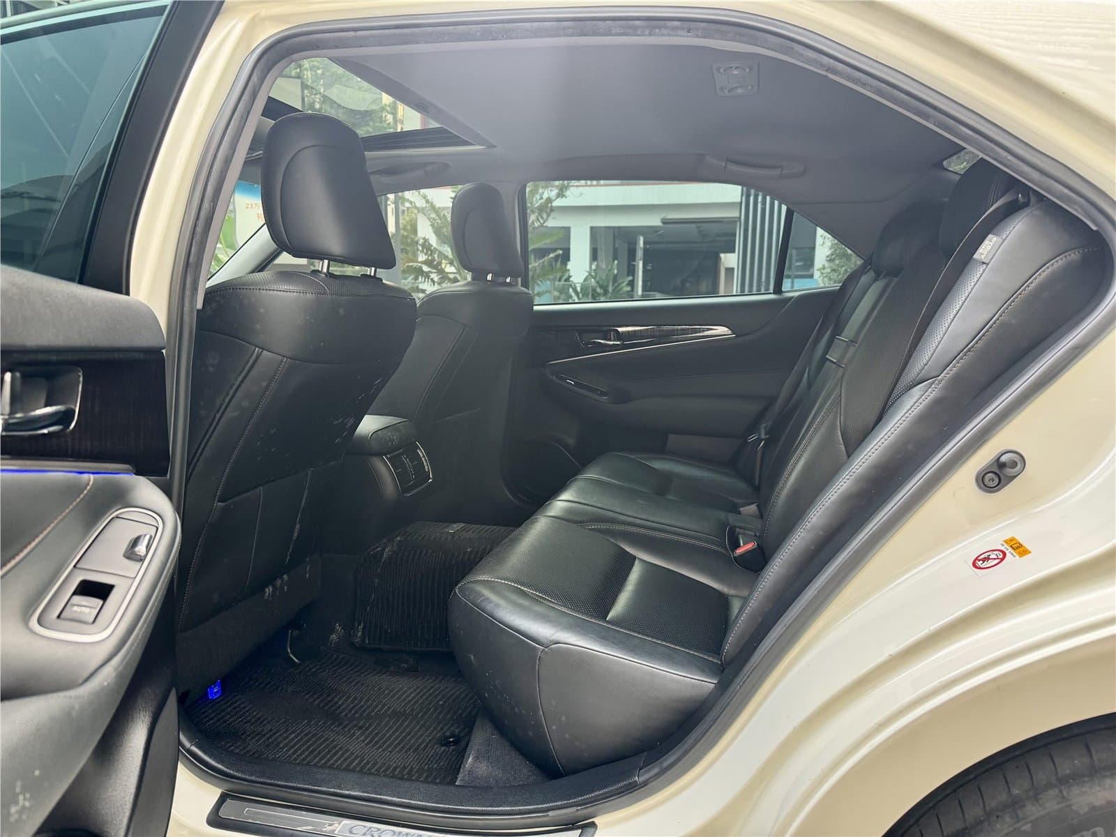 2015 Toyota Crown 2.0T Used Car gallery