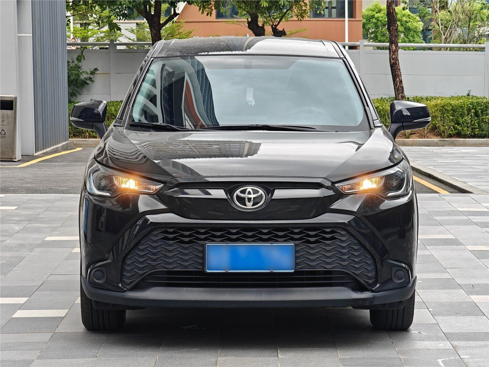 2024 Toyota Frontlander 2.0L CVT Elite Edition Used Car gallery