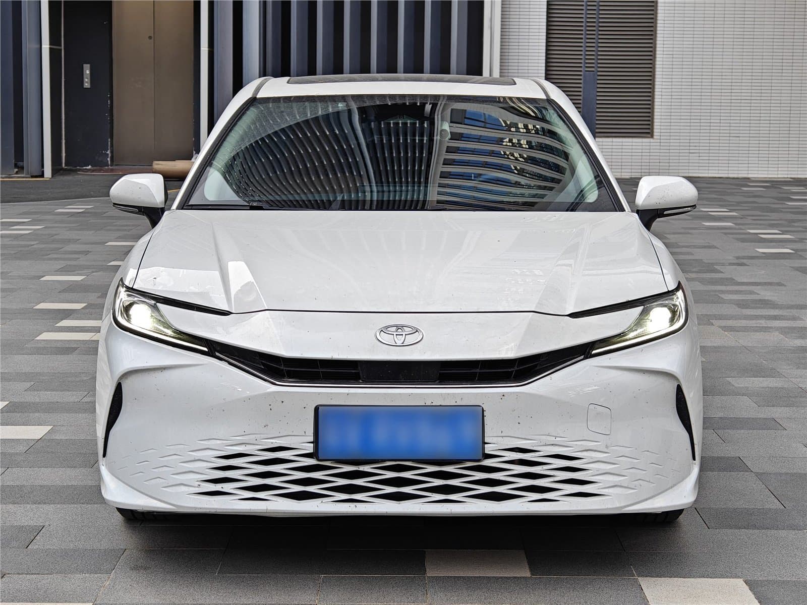 2024 Toyota Camry 2.0HGVP Luxury Edition Used Car gallery