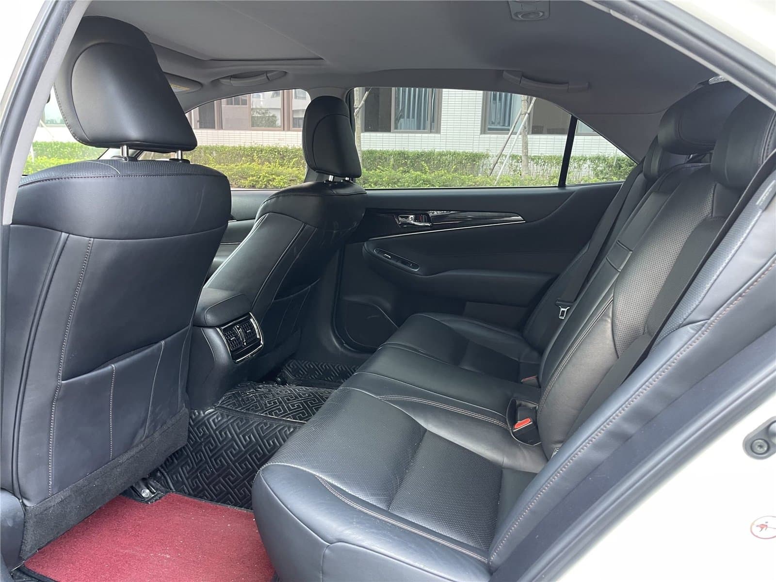 2015 Toyota Crown 2.0T Used Car gallery