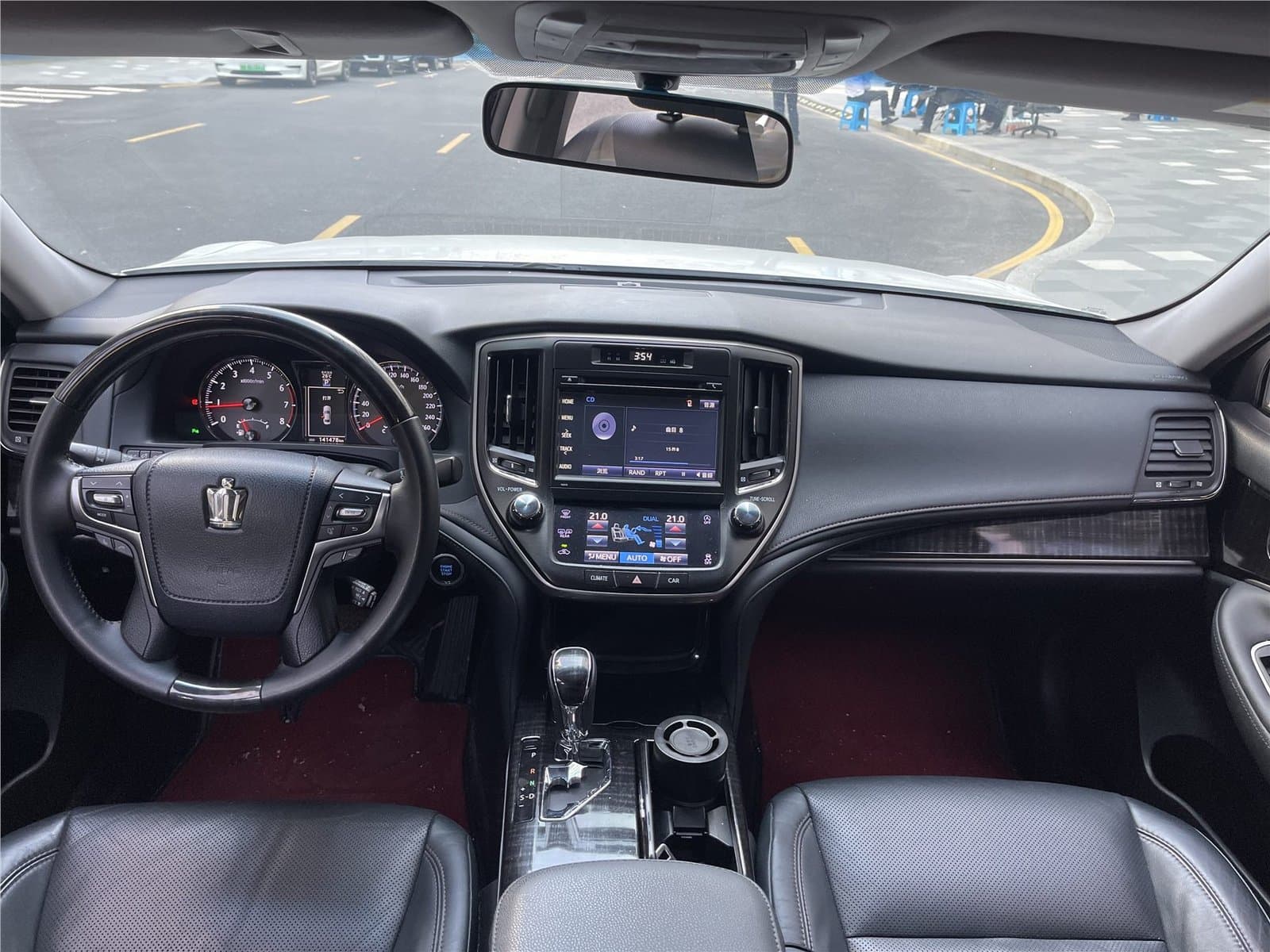 2015 Toyota Crown 2.0T Used Car gallery