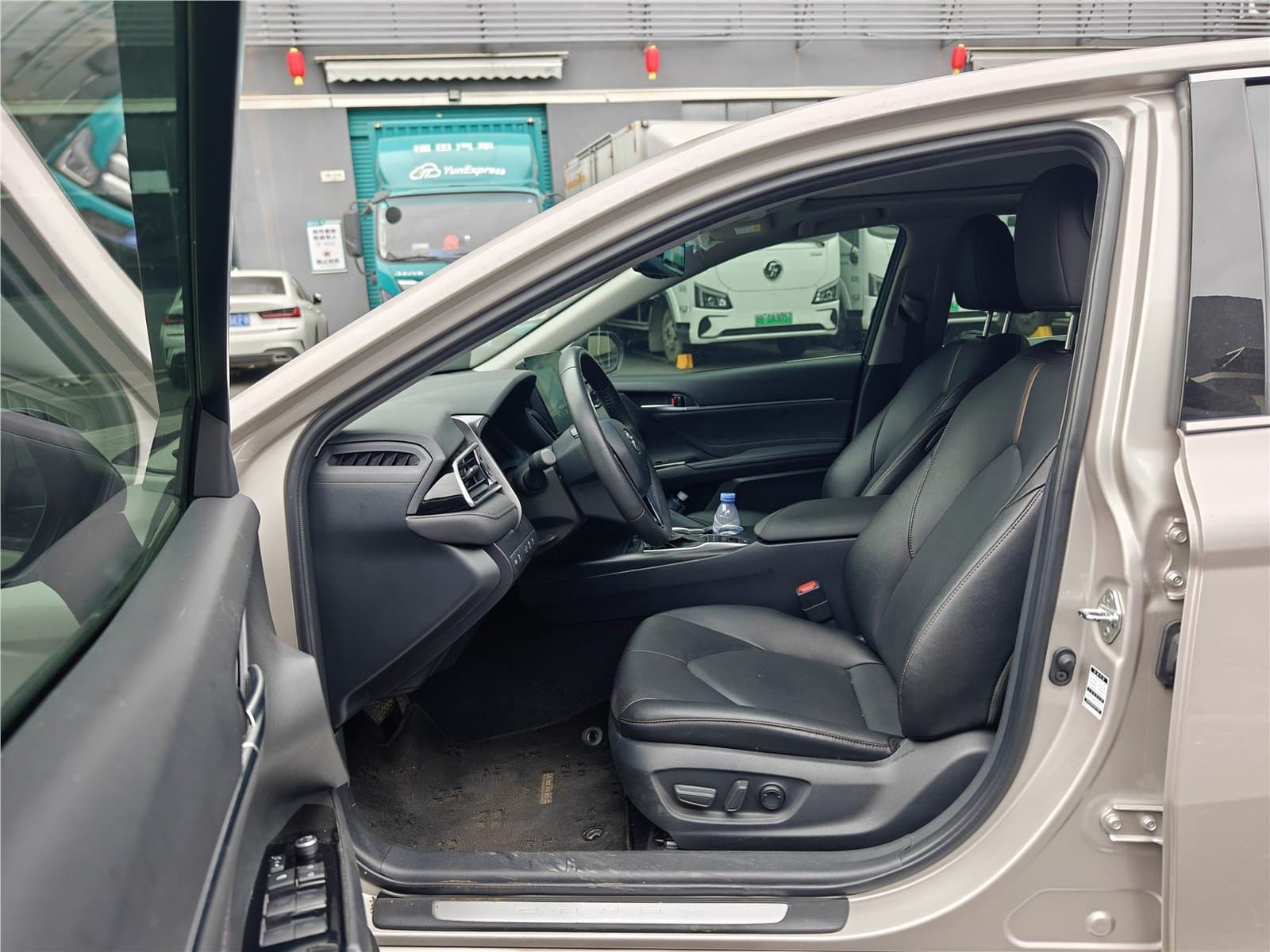 2021 Toyota Camry 2.5G Luxury Edition China VI Used Car gallery