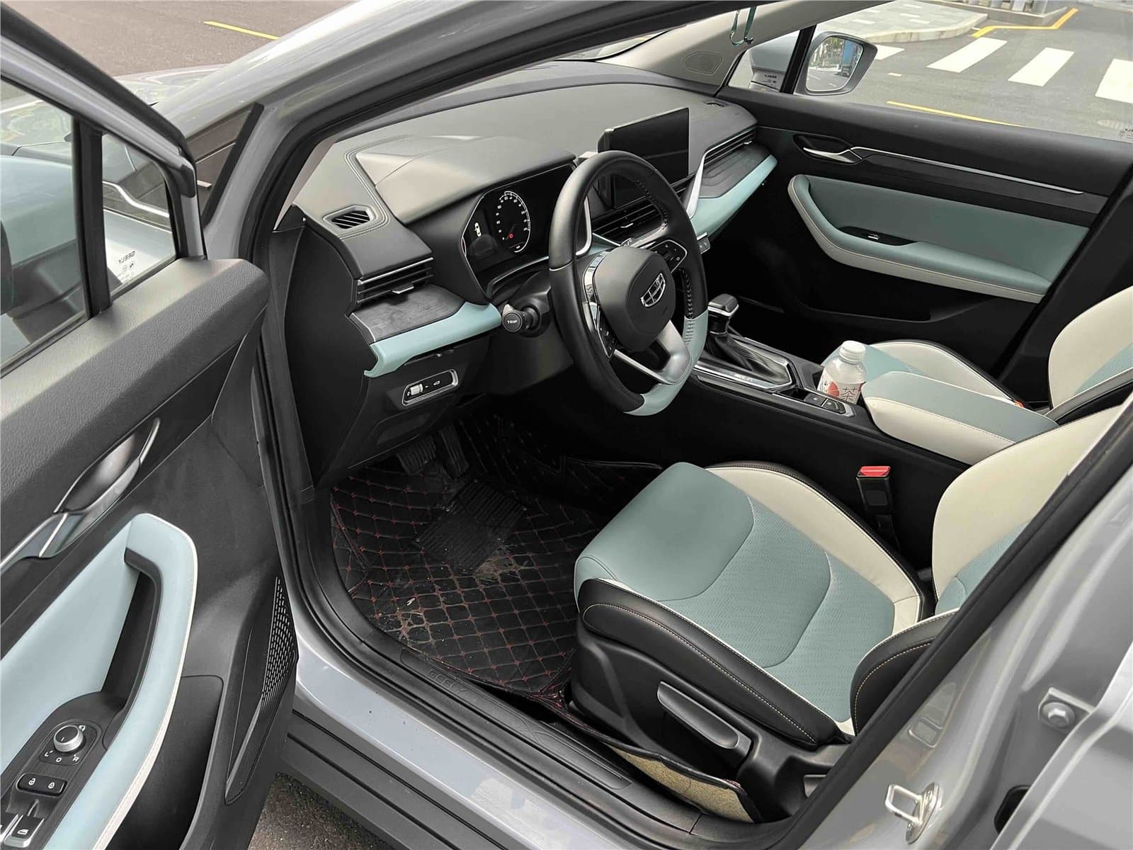2022 Geely Emgrand S 1.4T CVT Cross Player Edition Used Car gallery
