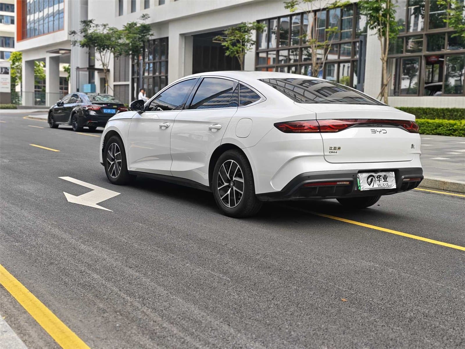 2024 BYD Qin L DM-i 80KM Used Car gallery