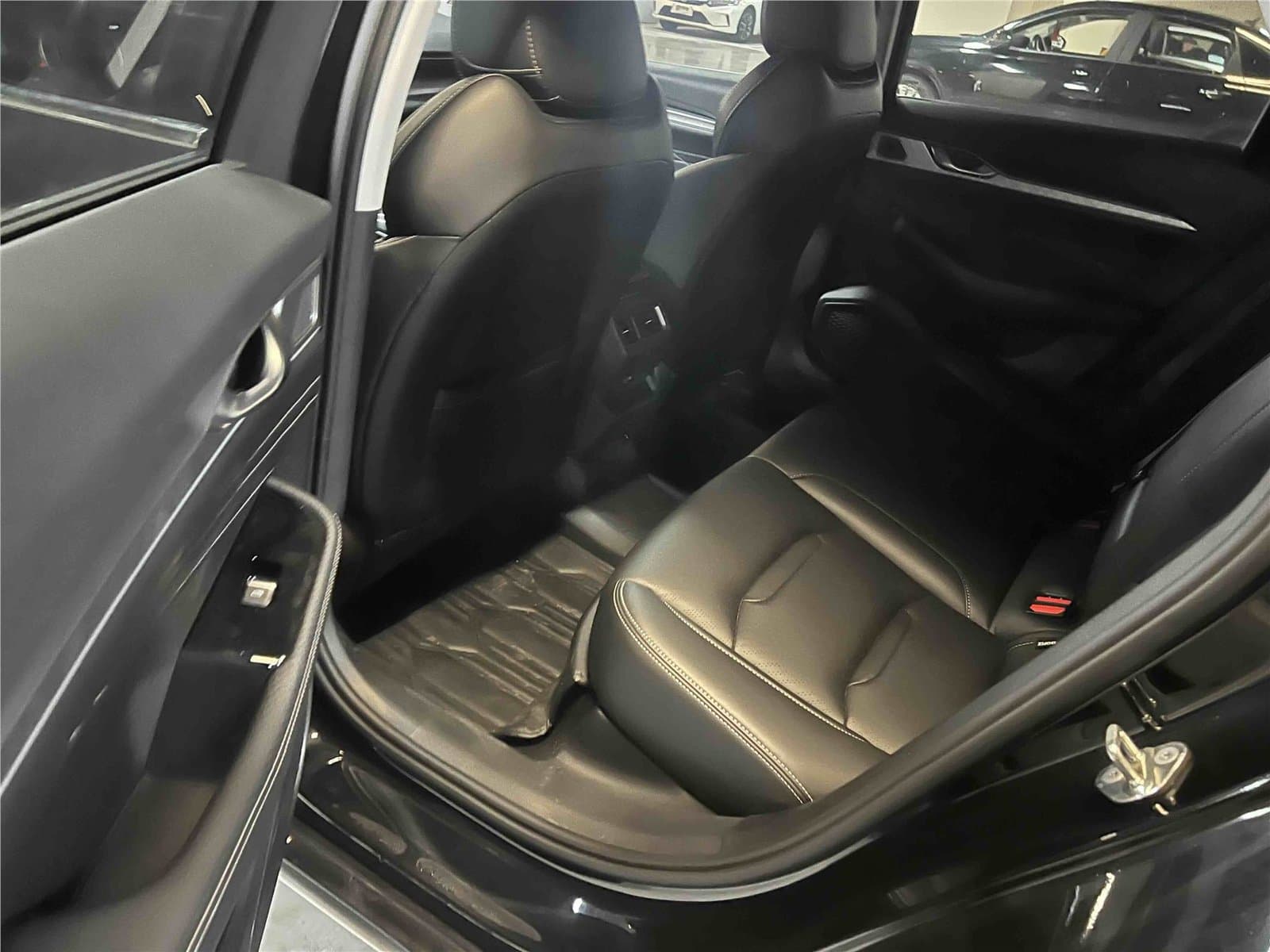 2023 Geely Preface 2.0TD Used Car gallery