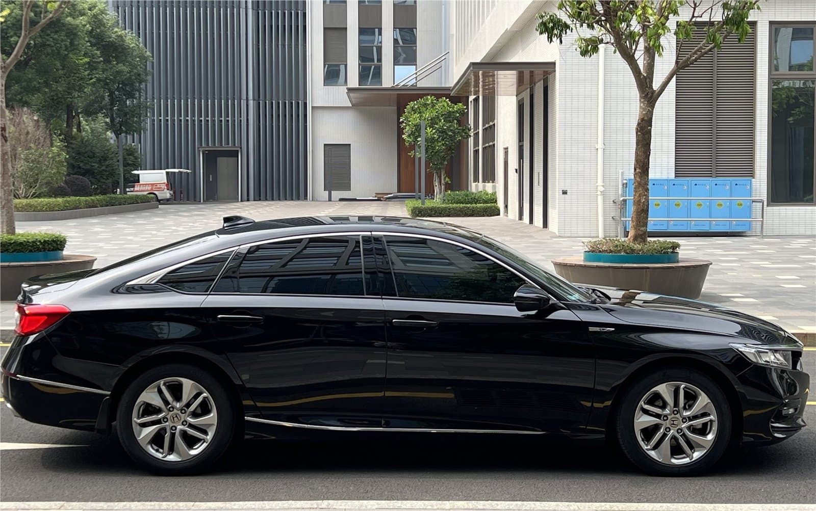 2018 Honda Accord 260TURBO Elite Edition China VI Used Car gallery