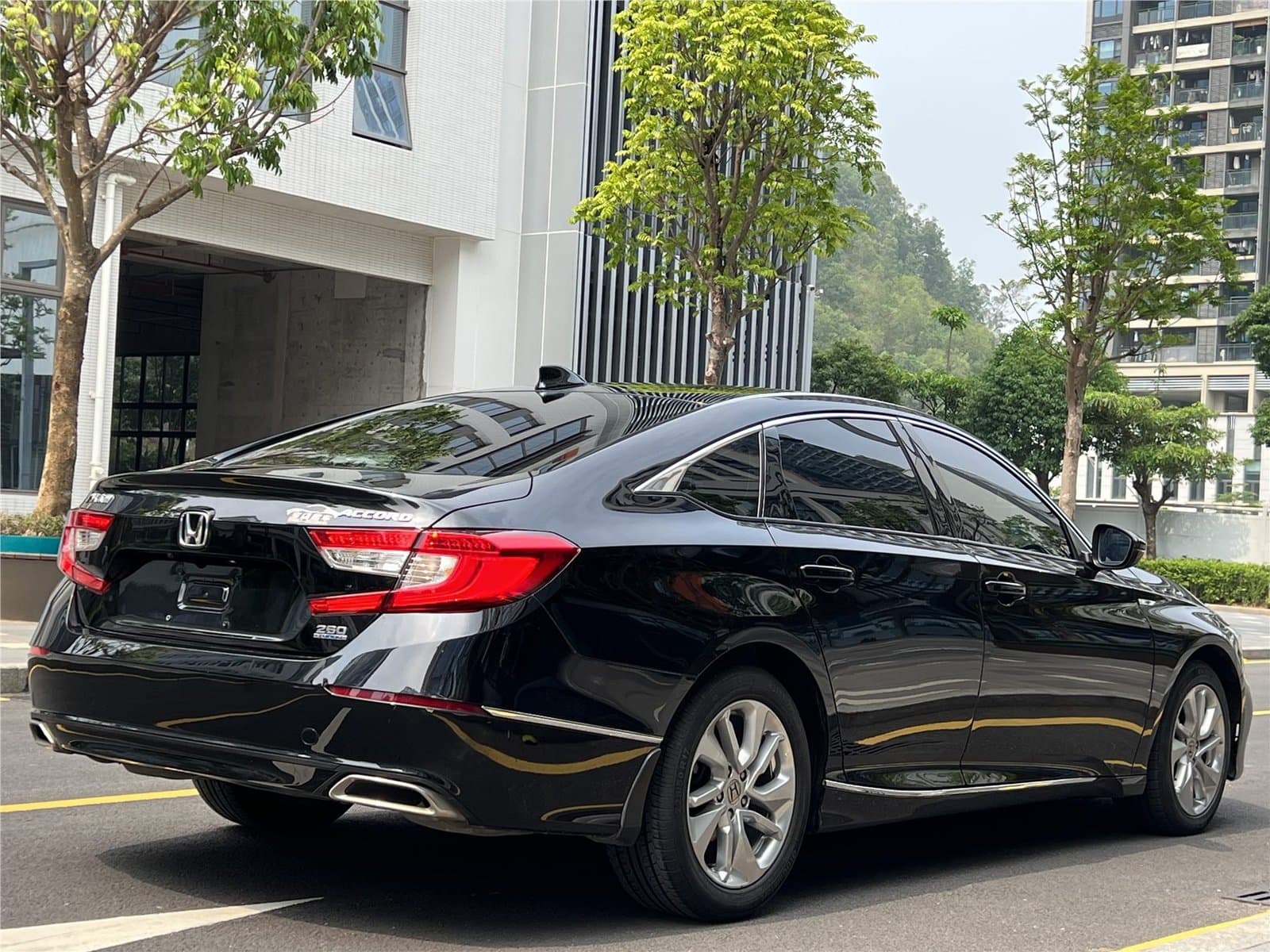 2018 Honda Accord 260TURBO Elite Edition China VI Used Car gallery