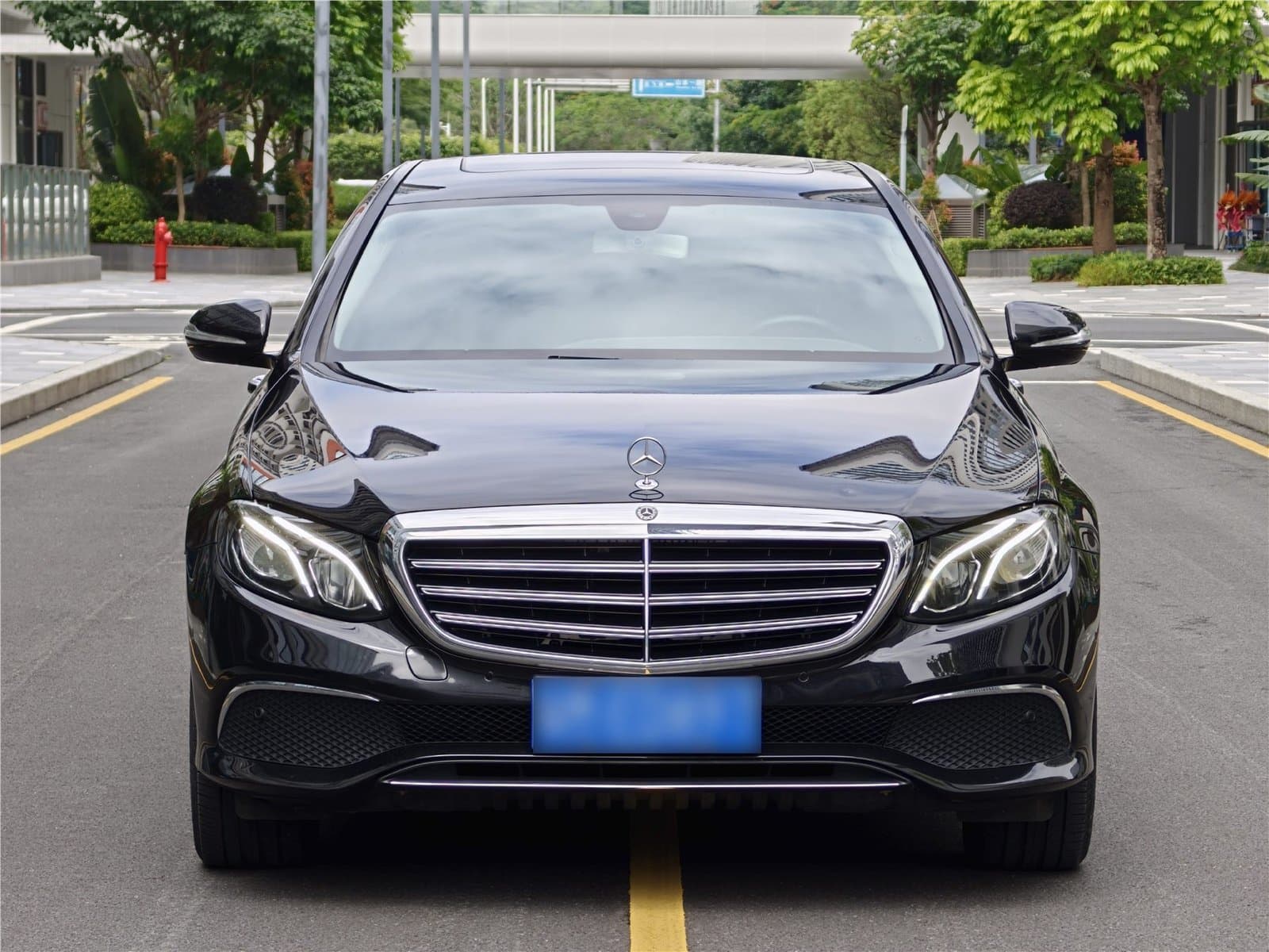 2018 Mercedes-Benz E-Class Facelift E 200 L Used Car gallery