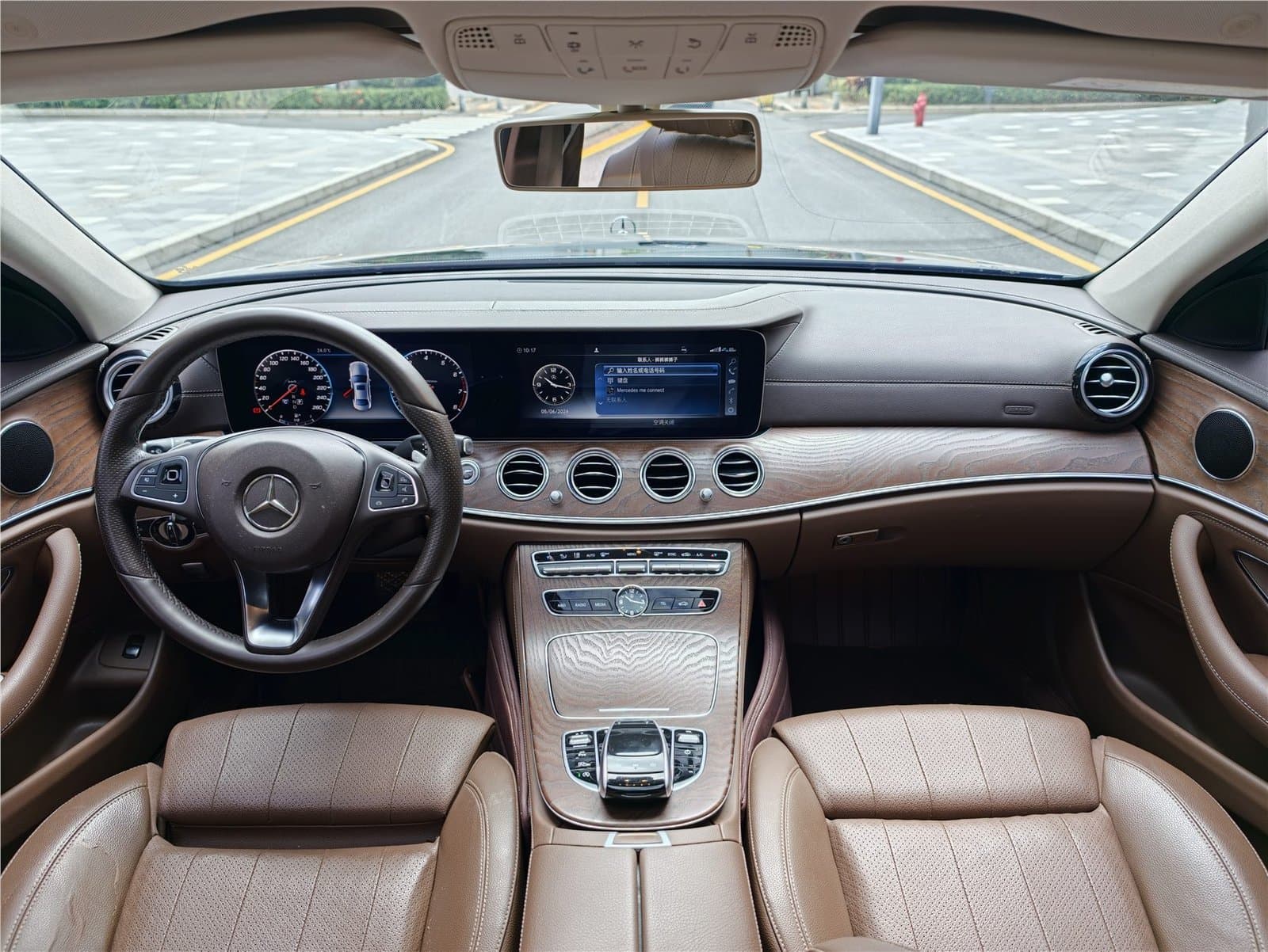 2018 Mercedes-Benz E-Class Facelift E 200 L Used Car gallery
