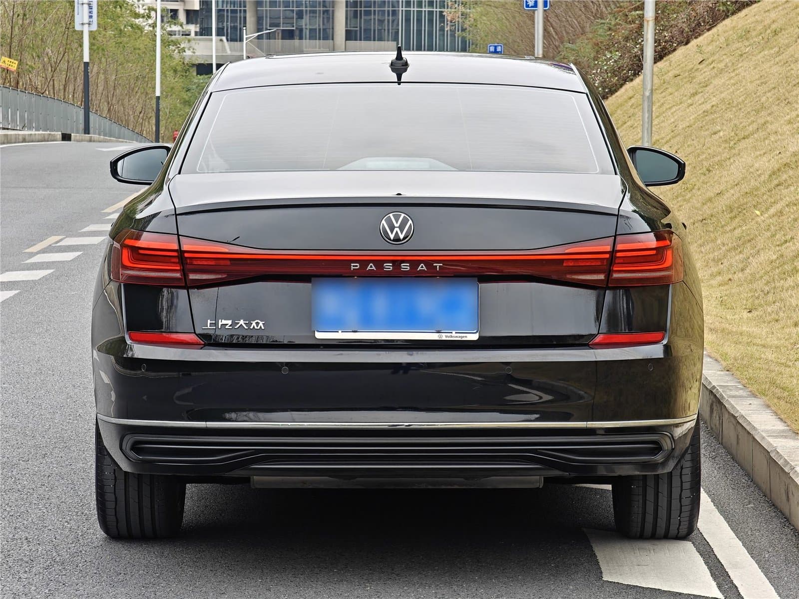 2025 Volkswagen Passat 330TSI Elite Edition Used Car gallery