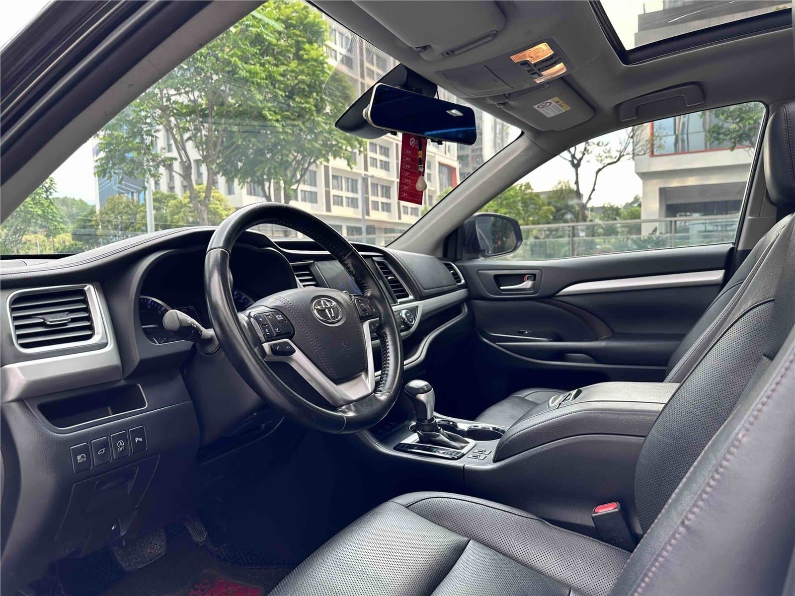 2018 Toyota Highlander 2.0T 4WD Luxury Edition 7 China V Used Car gallery