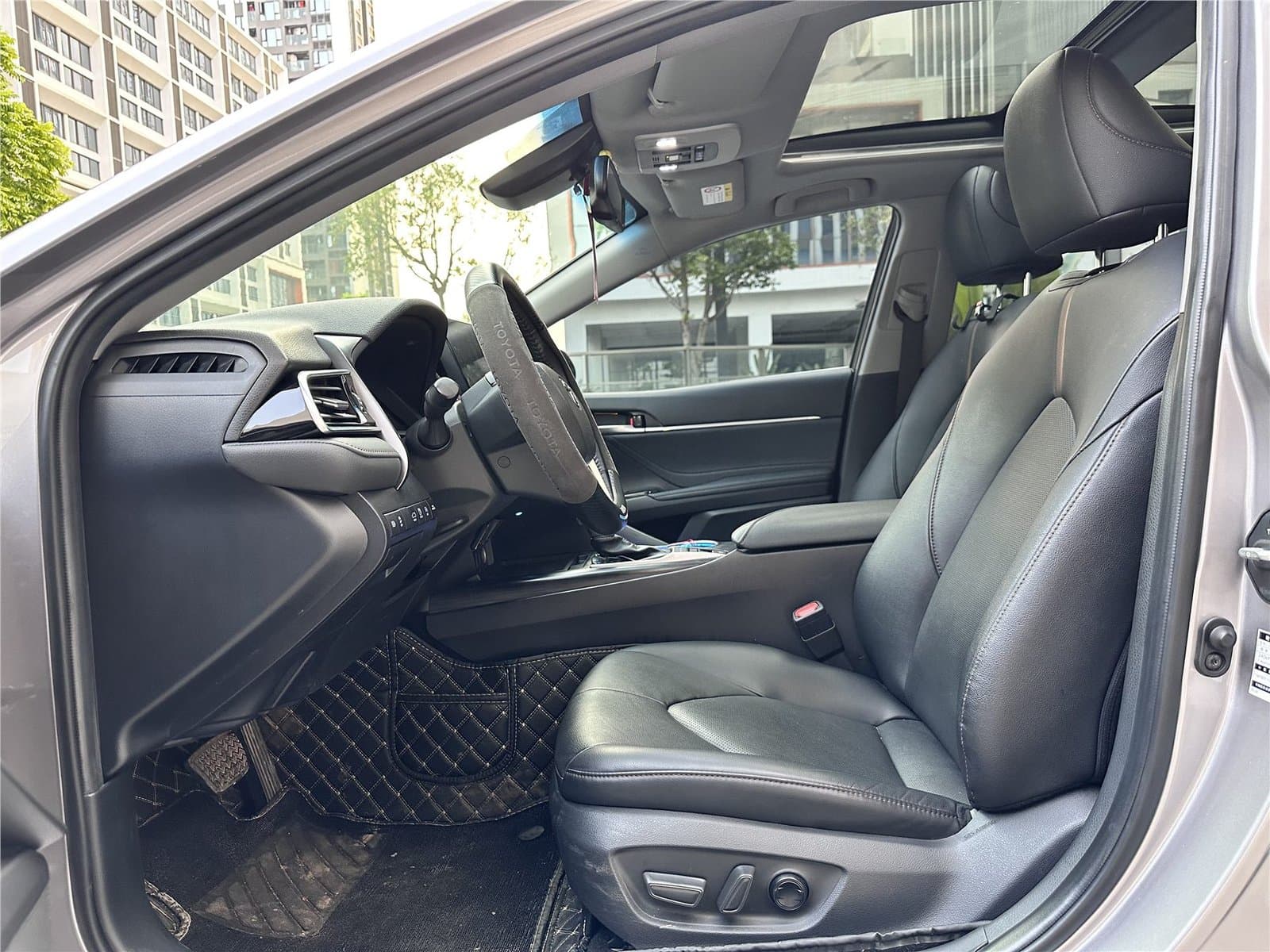 2023 Toyota Camry 2.5G Luxury Edition Used Car gallery