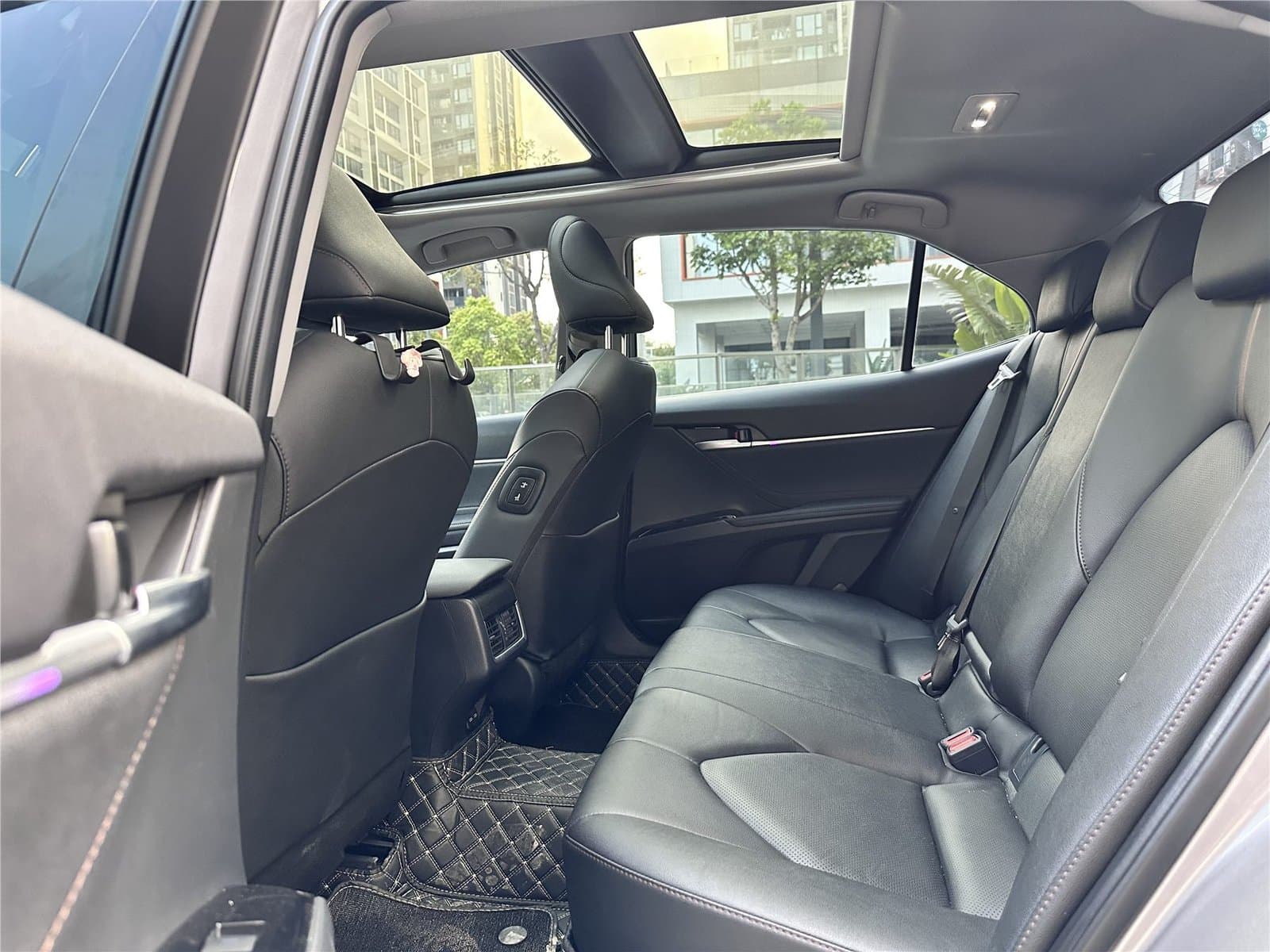 2023 Toyota Camry 2.5G Luxury Edition Used Car gallery