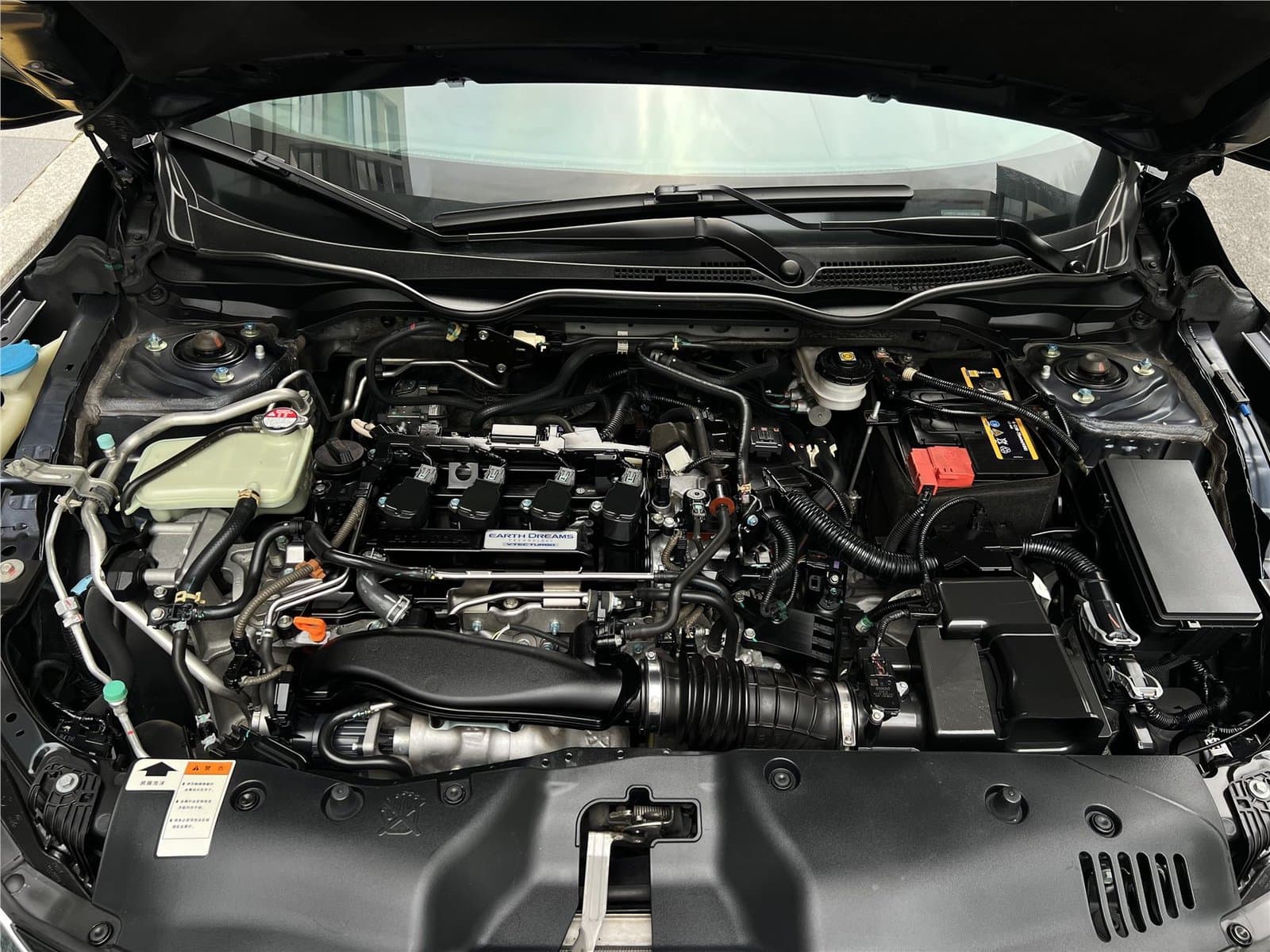2016 Honda Civic 220TURBO CVT Premium Edition Used Car gallery