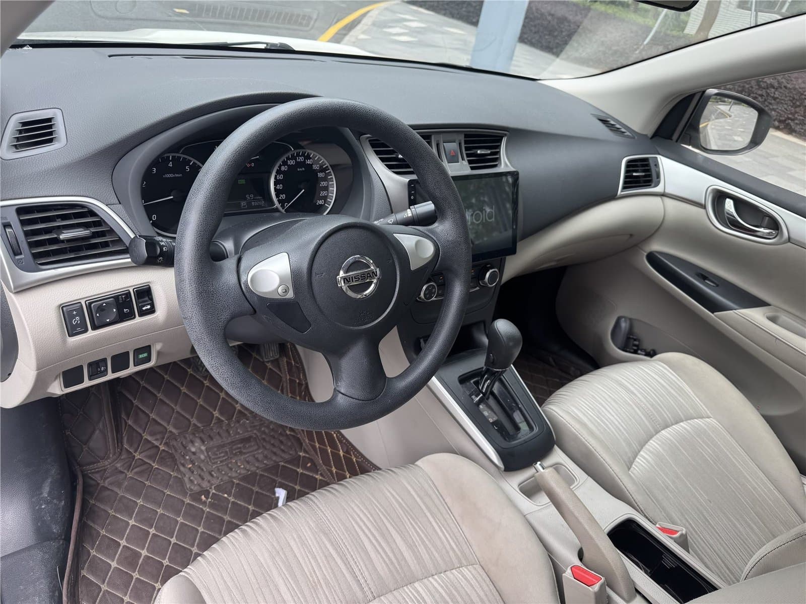2016 Nissan Sylphy 1.6XE CVT Comfort Edition Used Car gallery