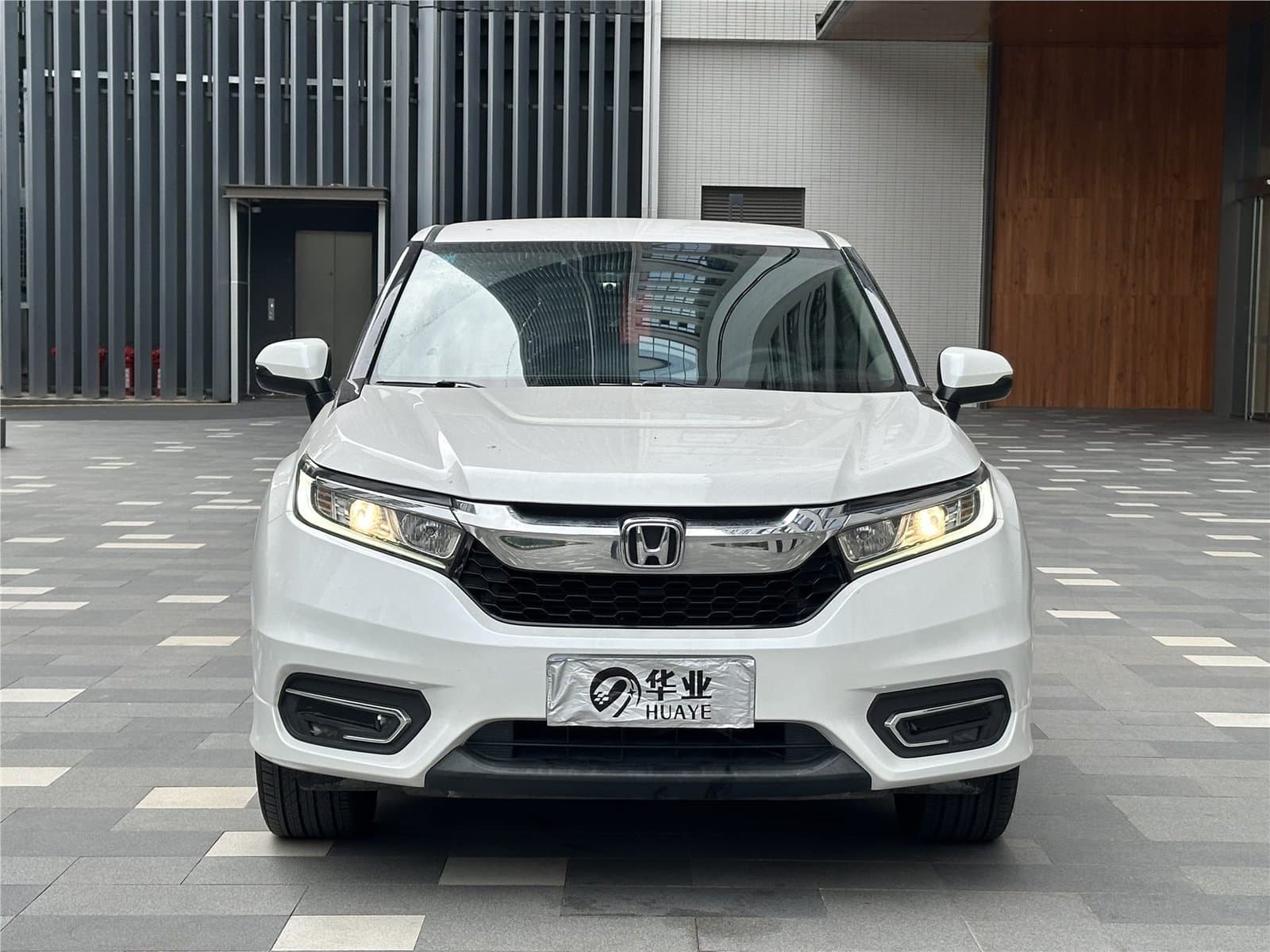 2017 Honda Avancier 240TURBO 2WD Elite Edition Used Car gallery