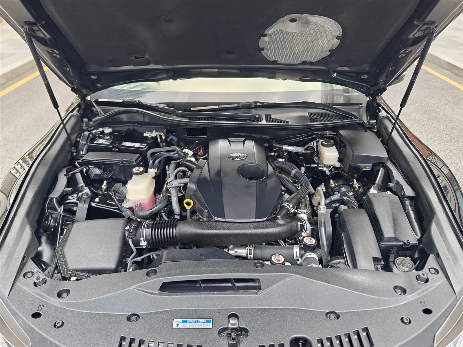 2018 Toyota Crown 2.0T Used Car gallery