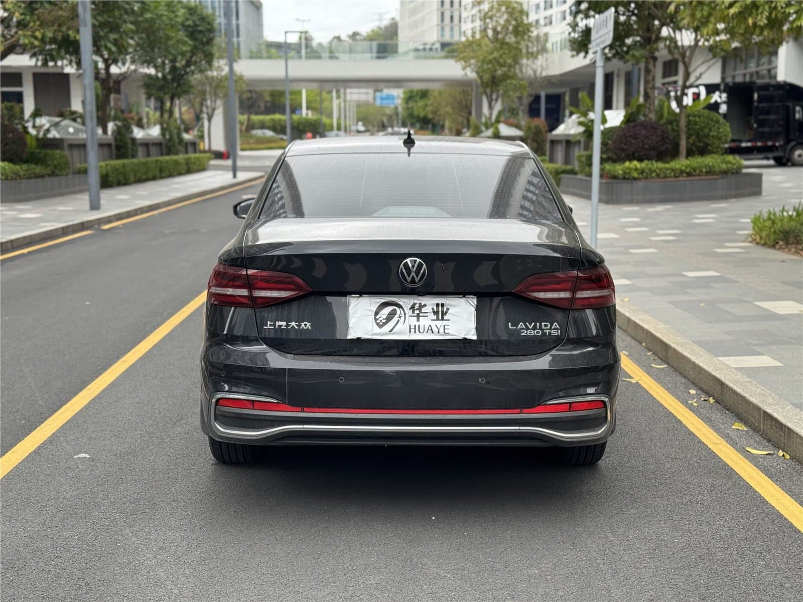 2023 Volkswagen Lavida 280TSI DSG Used Car gallery