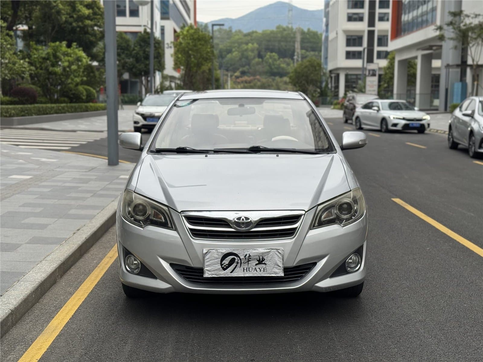 2013 Toyota Corolla EX 1.6L Automatic Luxury Edition Used Car gallery