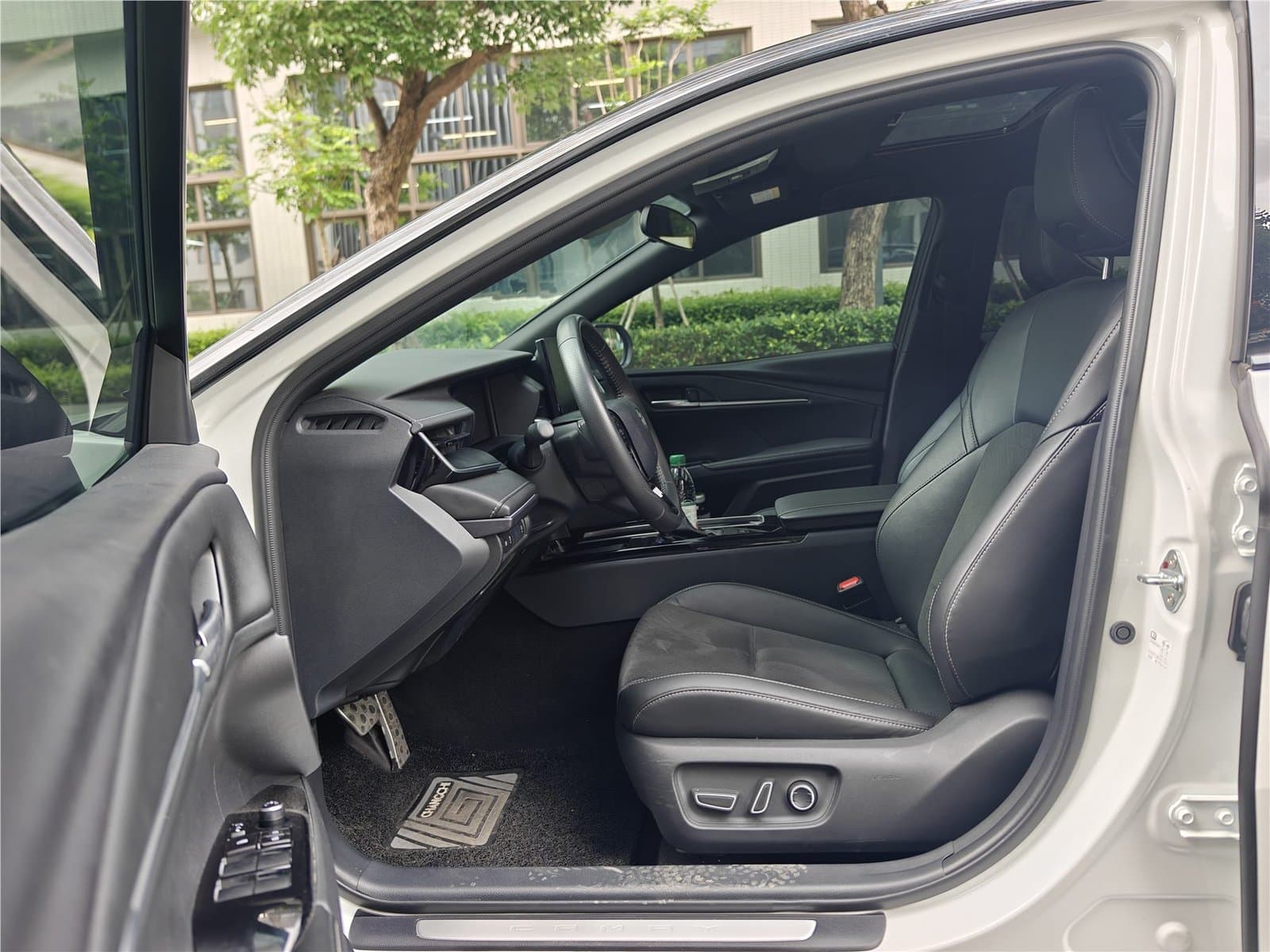 2024 Toyota Camry 2.0S Used Car gallery