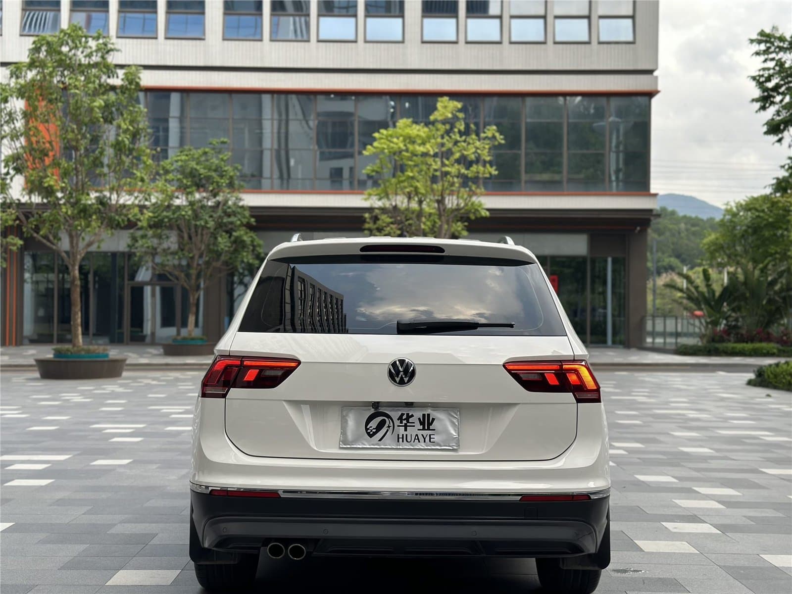 2021 Volkswagen Tiguan L 330TSI Automatic 2WD Used Car gallery