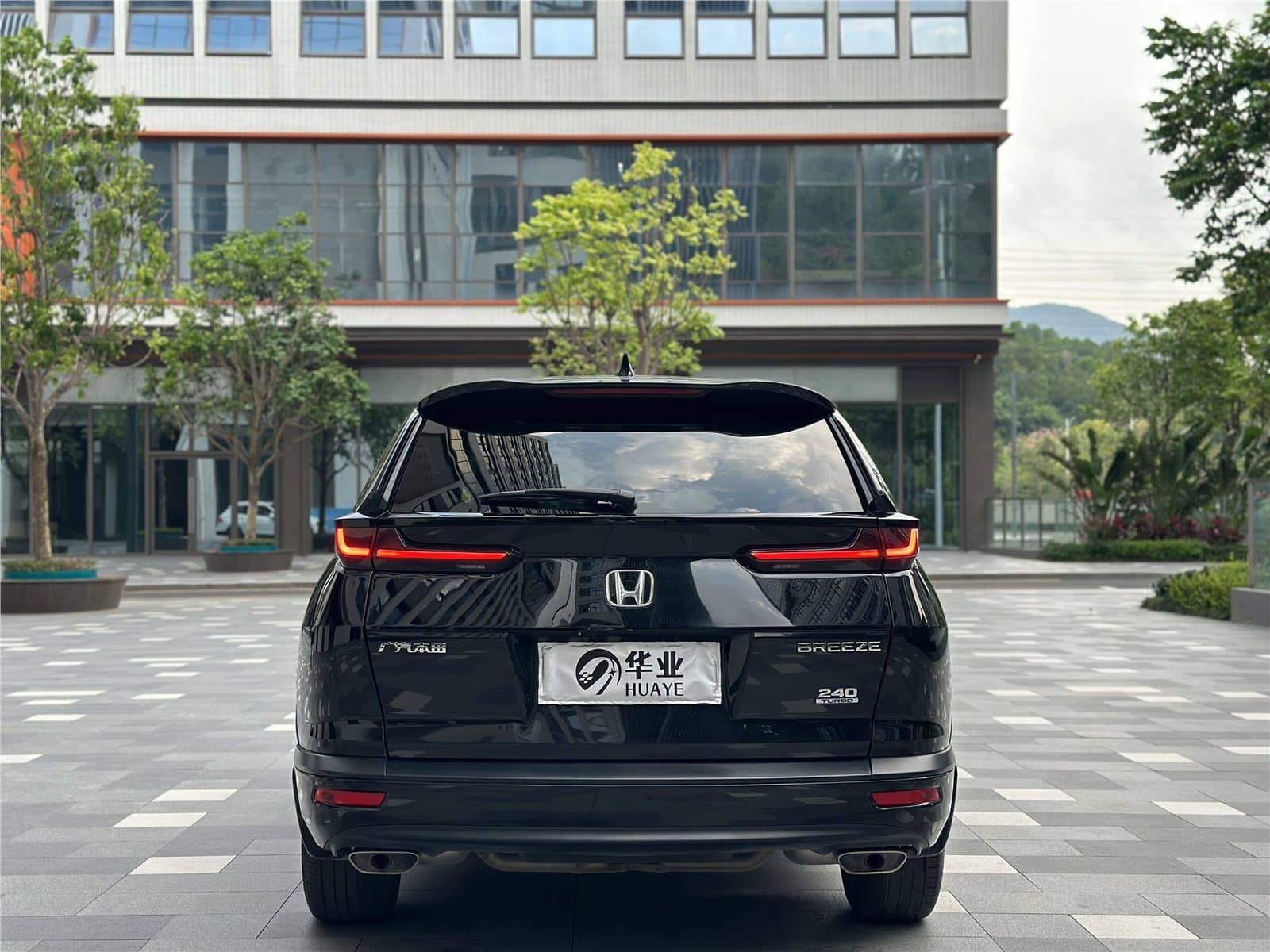 2020 Honda Breeze 240TURBO CVT2WD Luxury Edition Used Car gallery