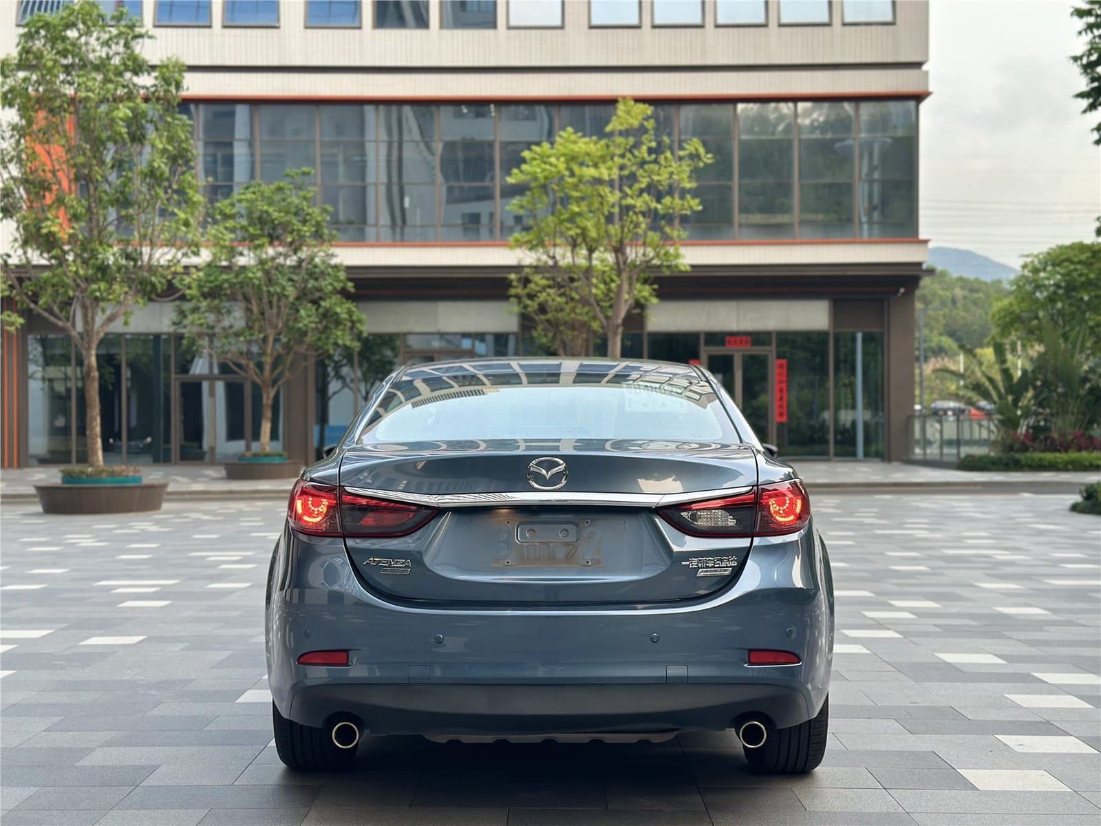 2017 Mazda Atenza 2.0L Luxury Edition Used Car gallery