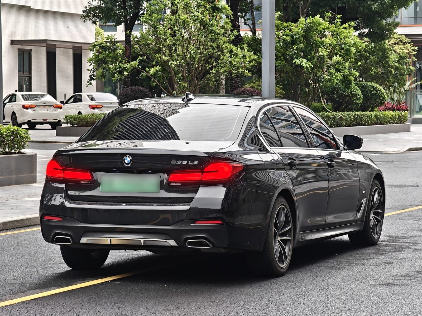 2021 BMW 5 Series PHEV Facelift 535Le M Used Car gallery