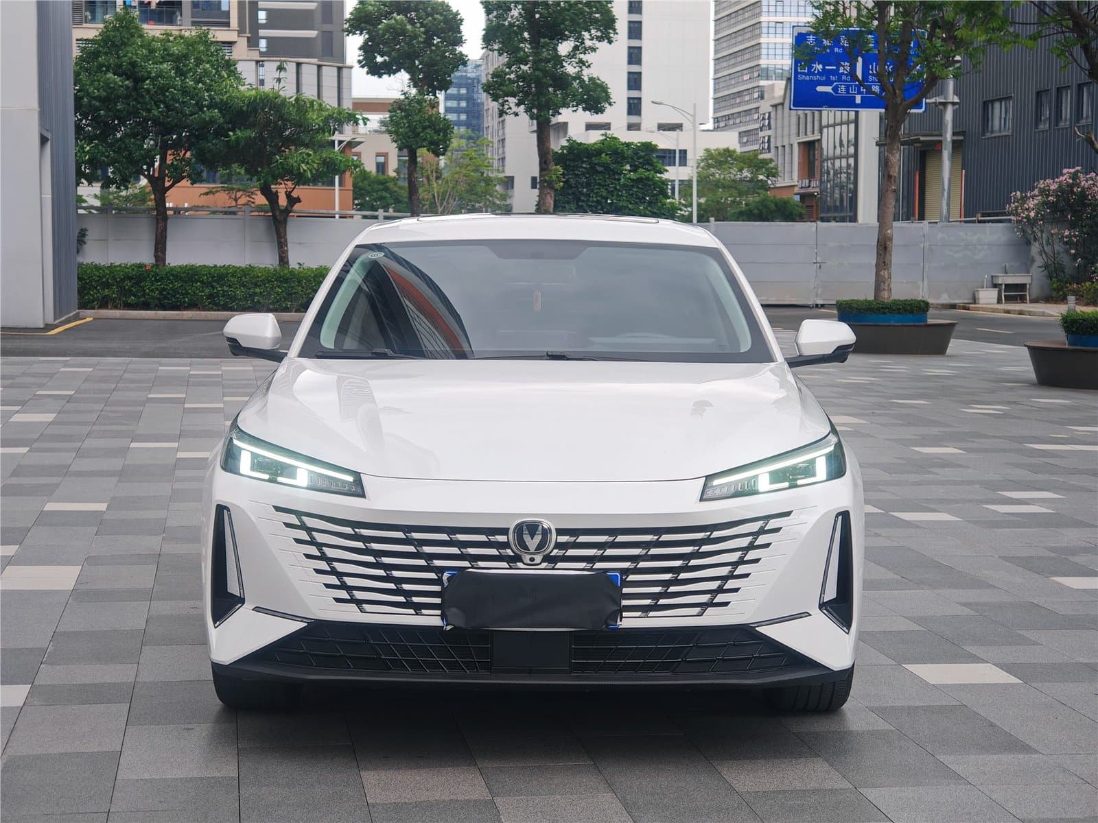 2025 Changan General Model 1.5T 500Bar Used Car gallery