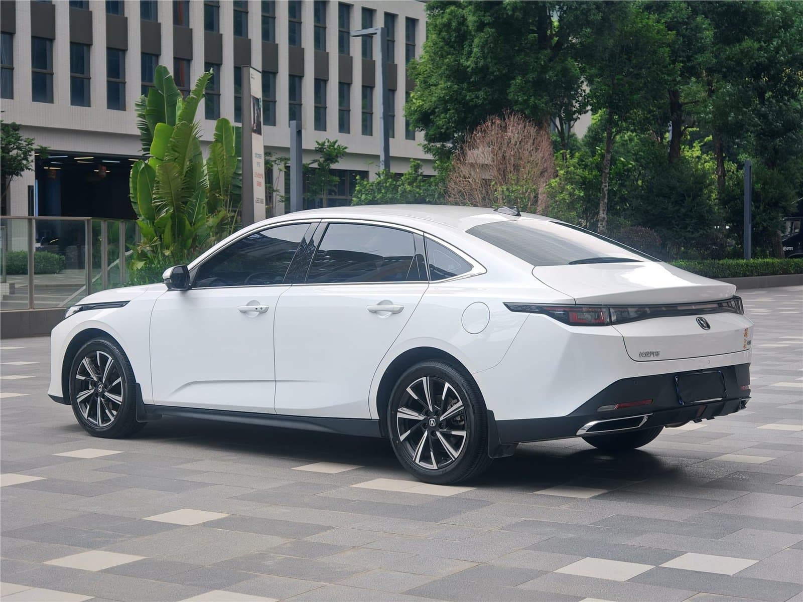 2025 Changan General Model 1.5T 500Bar Used Car gallery
