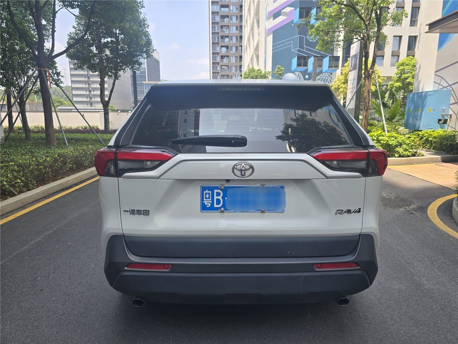 2021 Toyota RAV4 2.0L CVT2WD Used Car gallery