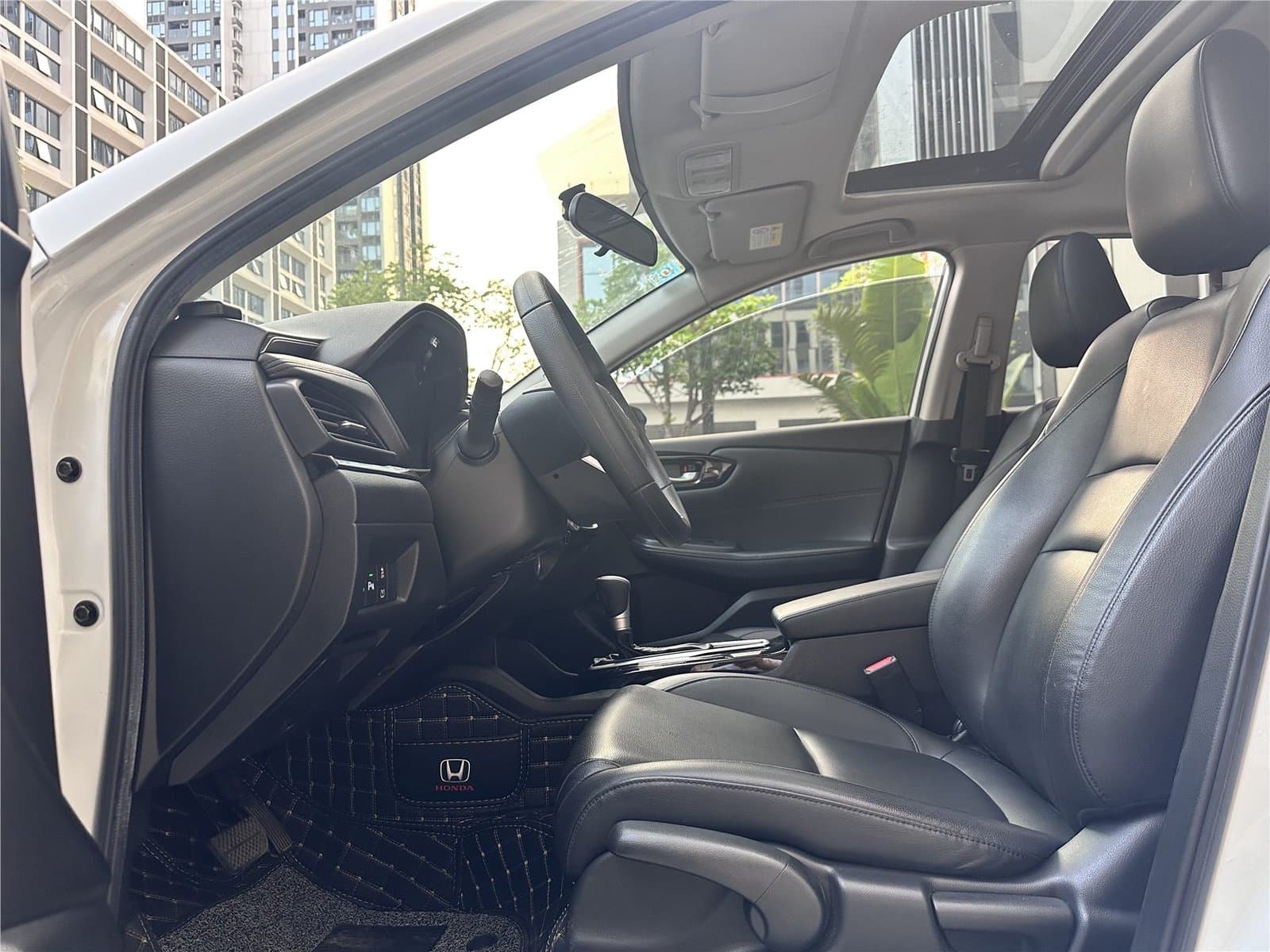 2019 Honda Crider 180Turbo CVT Luxury Edition China V Used Car gallery