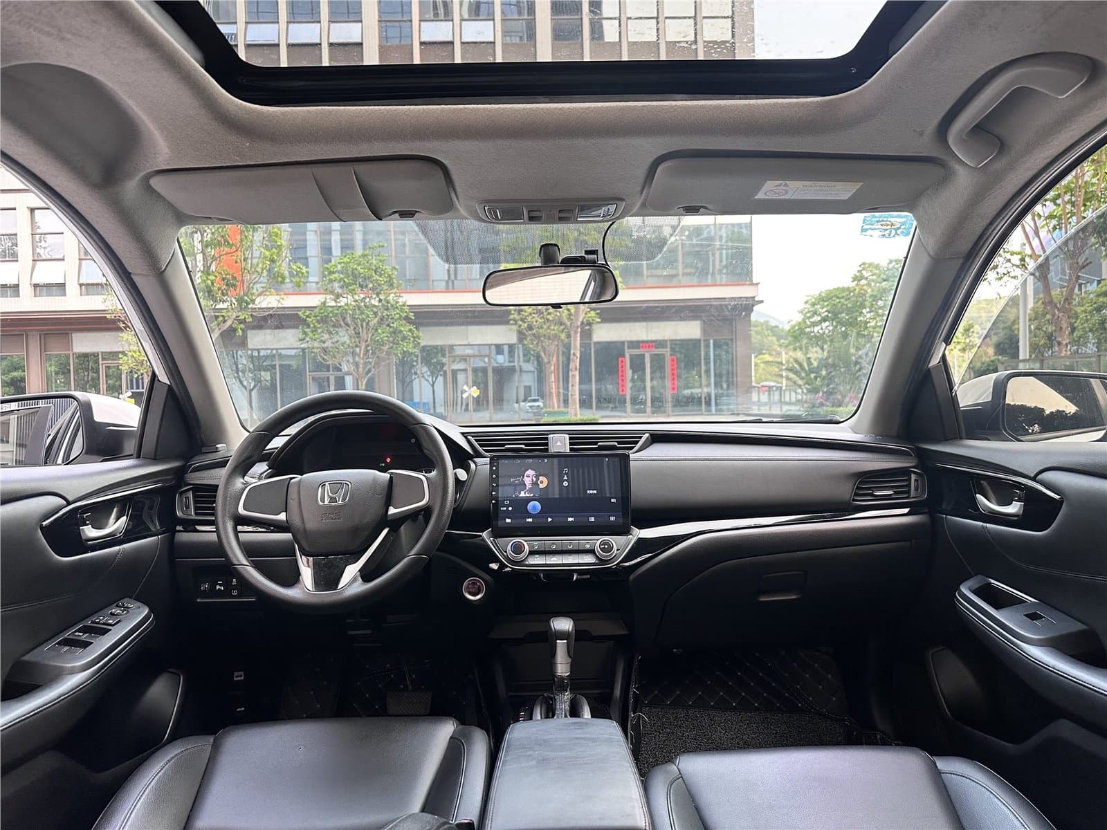 2019 Honda Crider 180Turbo CVT Luxury Edition China V Used Car gallery