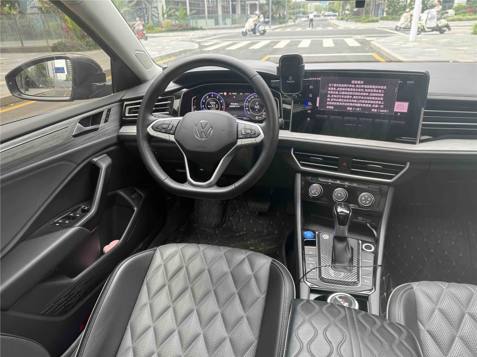 2023 Volkswagen Sagitar 300TSI DSG Used Car gallery