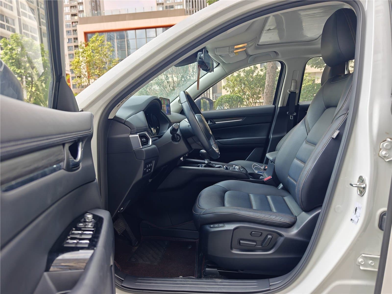 2022 Mazda CX-5 2.0L Automatic 2WD Used Car gallery