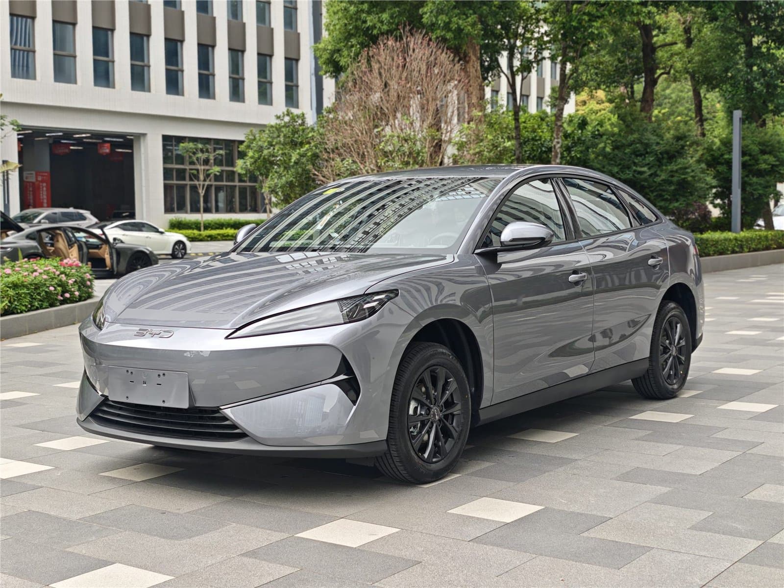 2025 BYD e7 520 Used Car