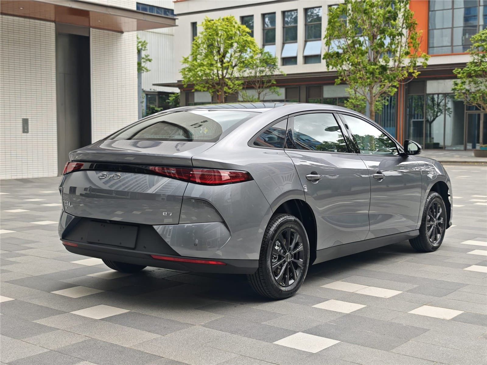 2025 BYD e7 520 Used Car gallery