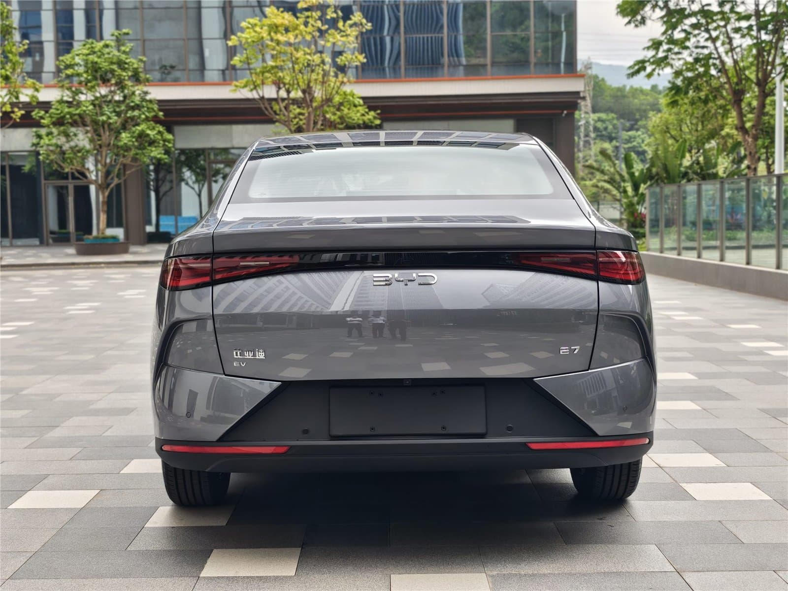 2025 BYD e7 520 Used Car gallery
