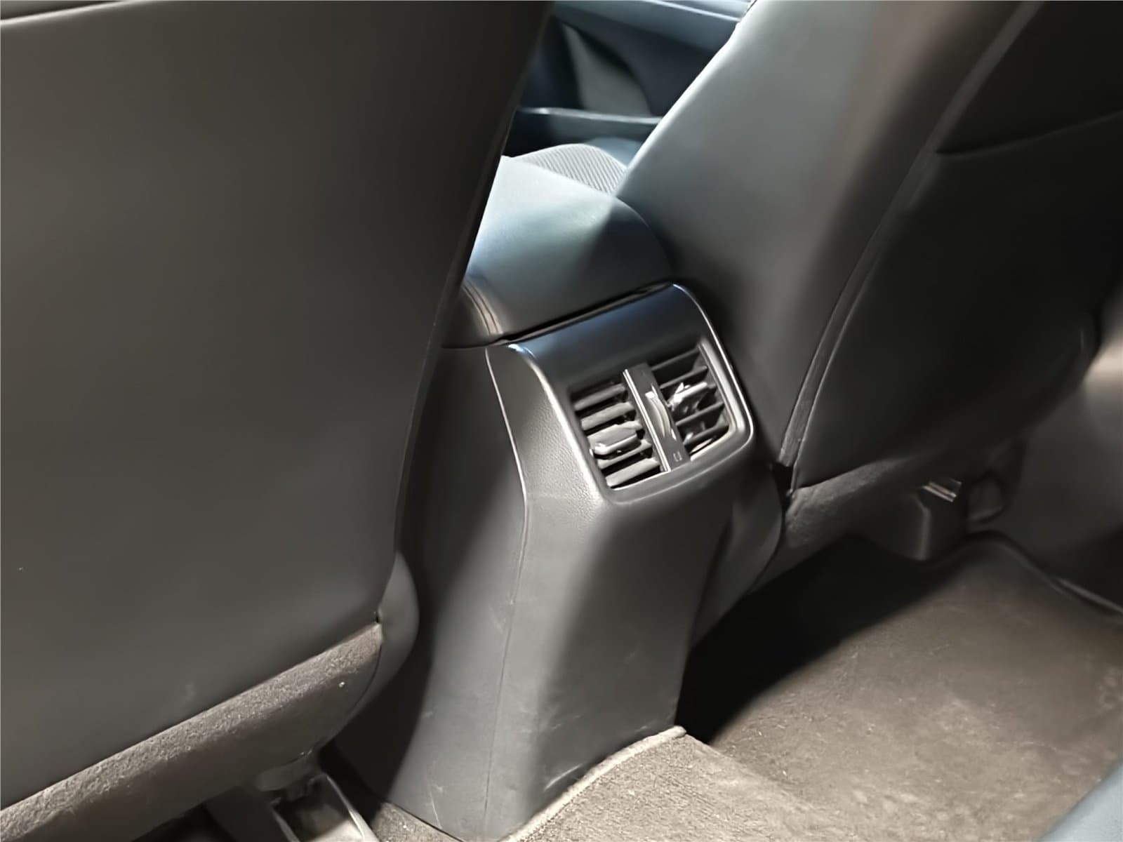 2017 Honda Jade 1.8L Automatic Comfort Edition 5 Used Car gallery