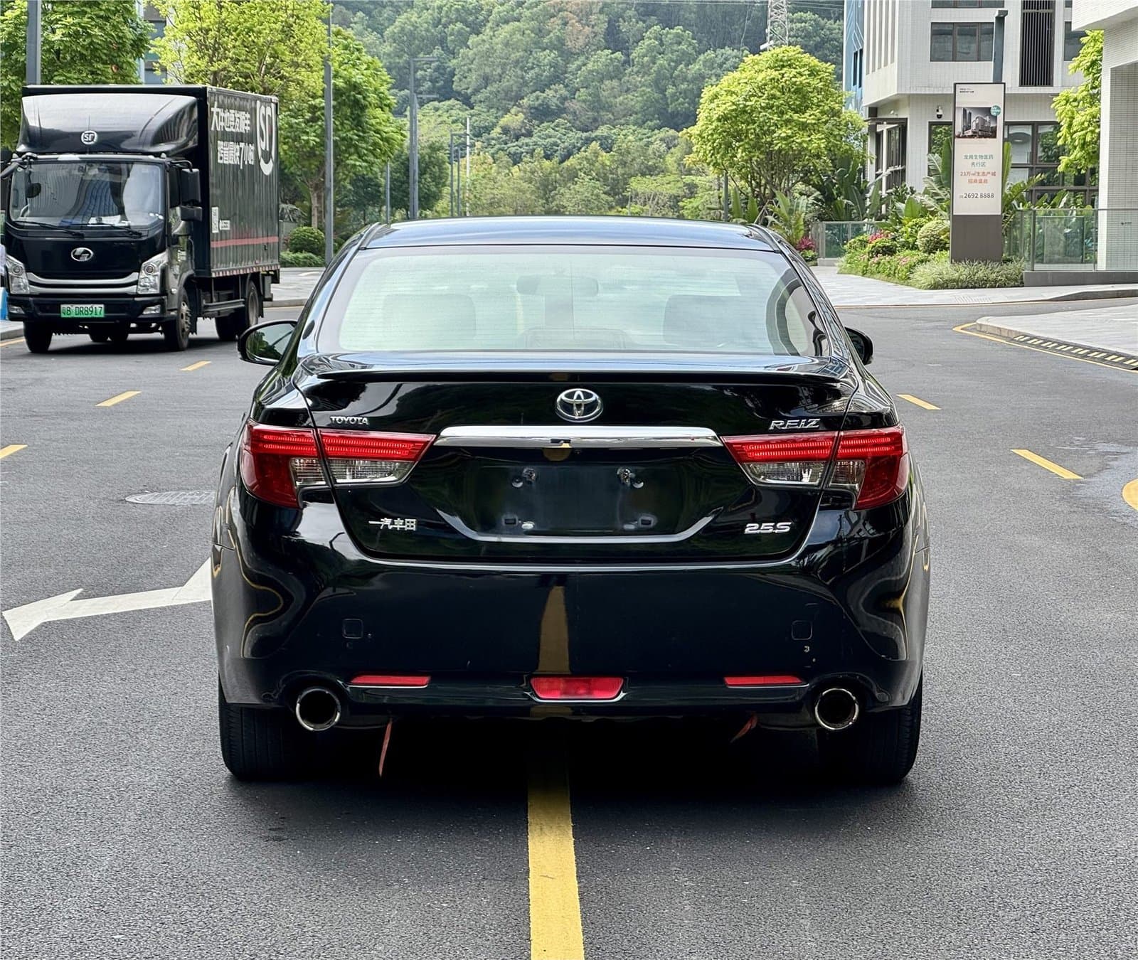 2013 Toyota Reiz 2.5S Used Car gallery